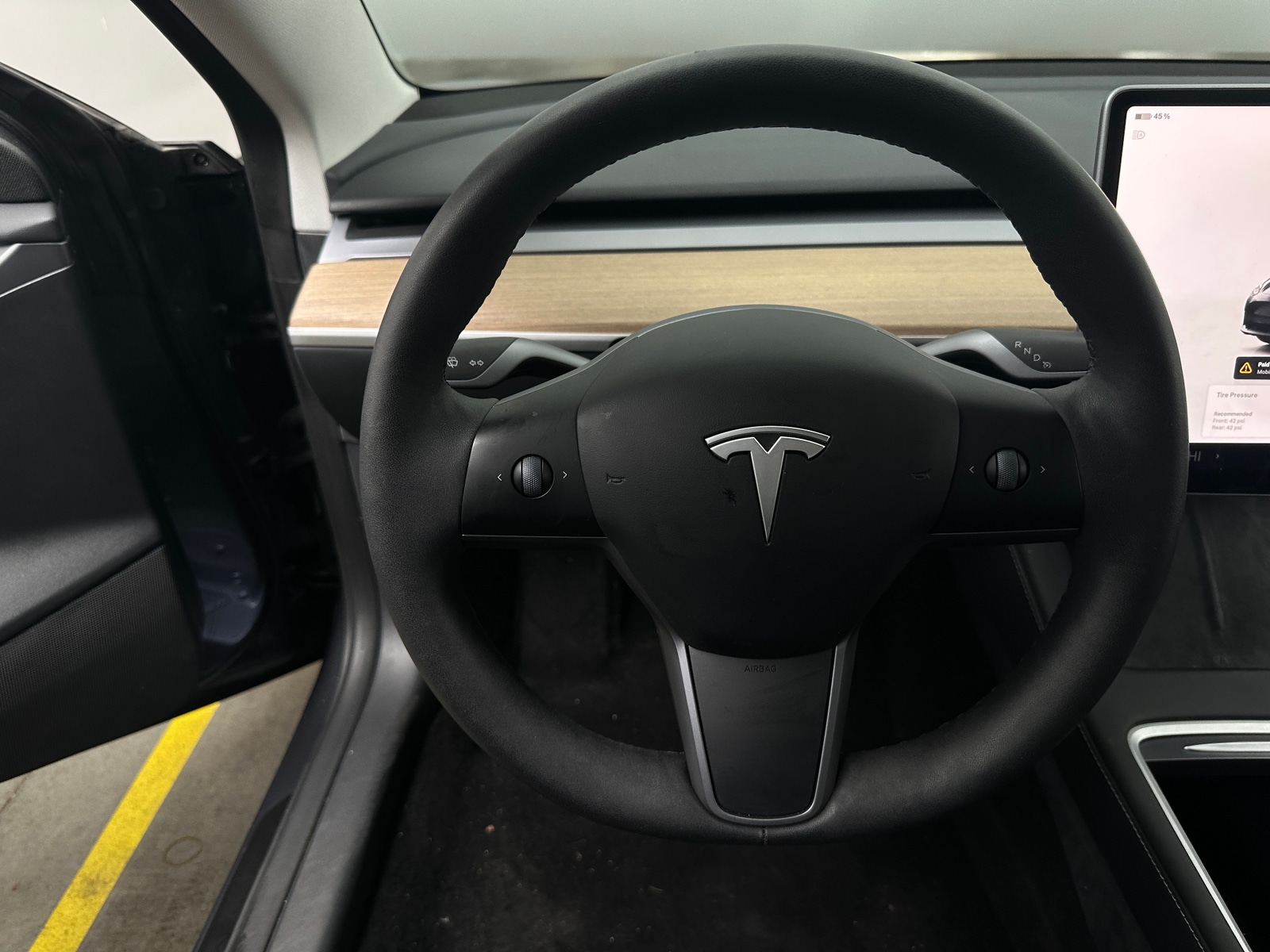 Thumbnail: 2023 Tesla Model 3 - 4