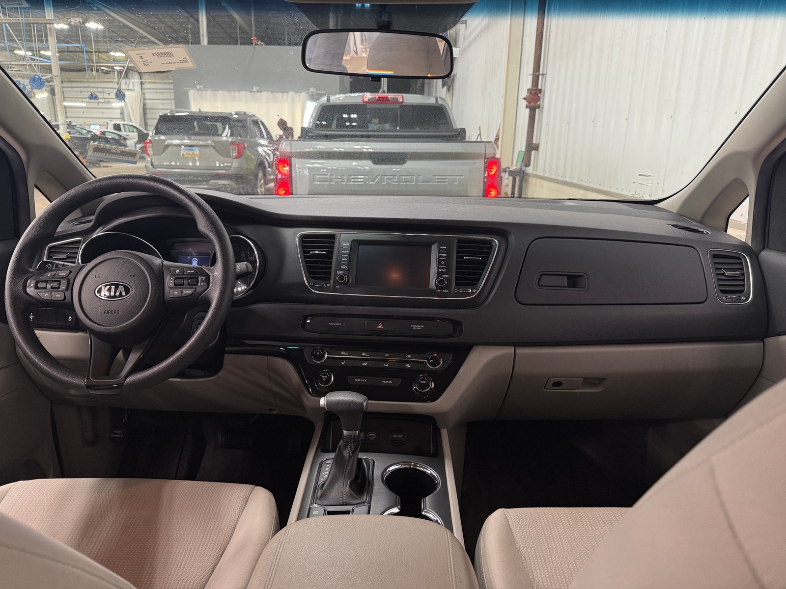 Thumbnail: 2020 Kia Sedona - 3