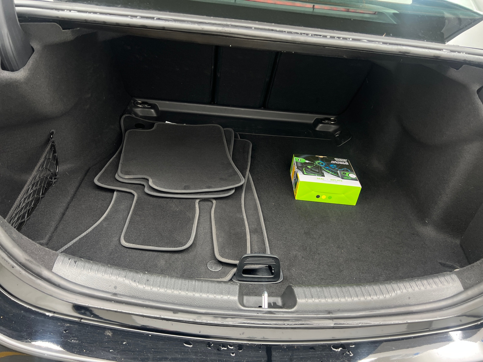 Thumbnail: 2024 Mercedes-Benz C-Class - 6