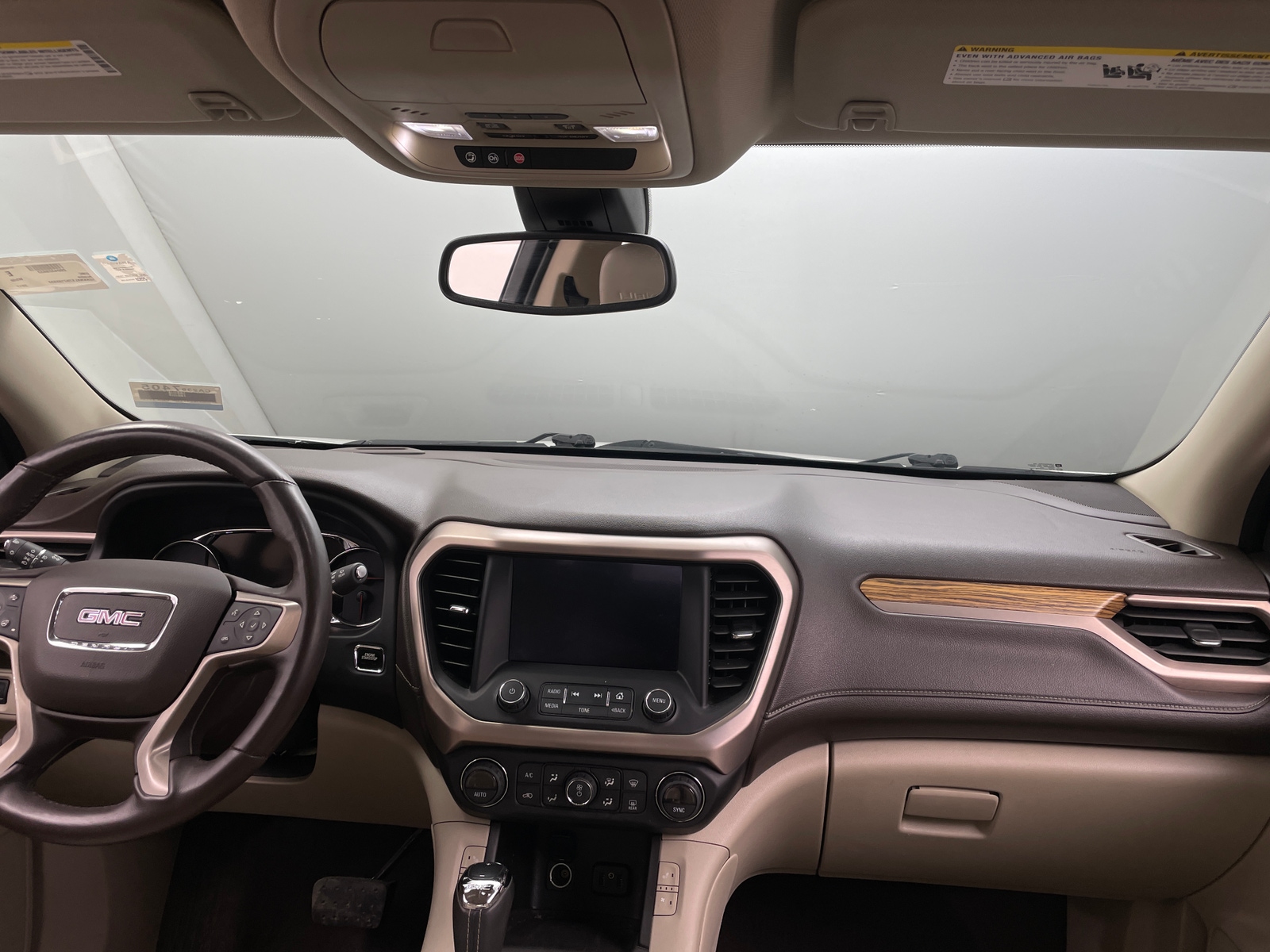 Thumbnail: 2017 GMC Acadia - 2