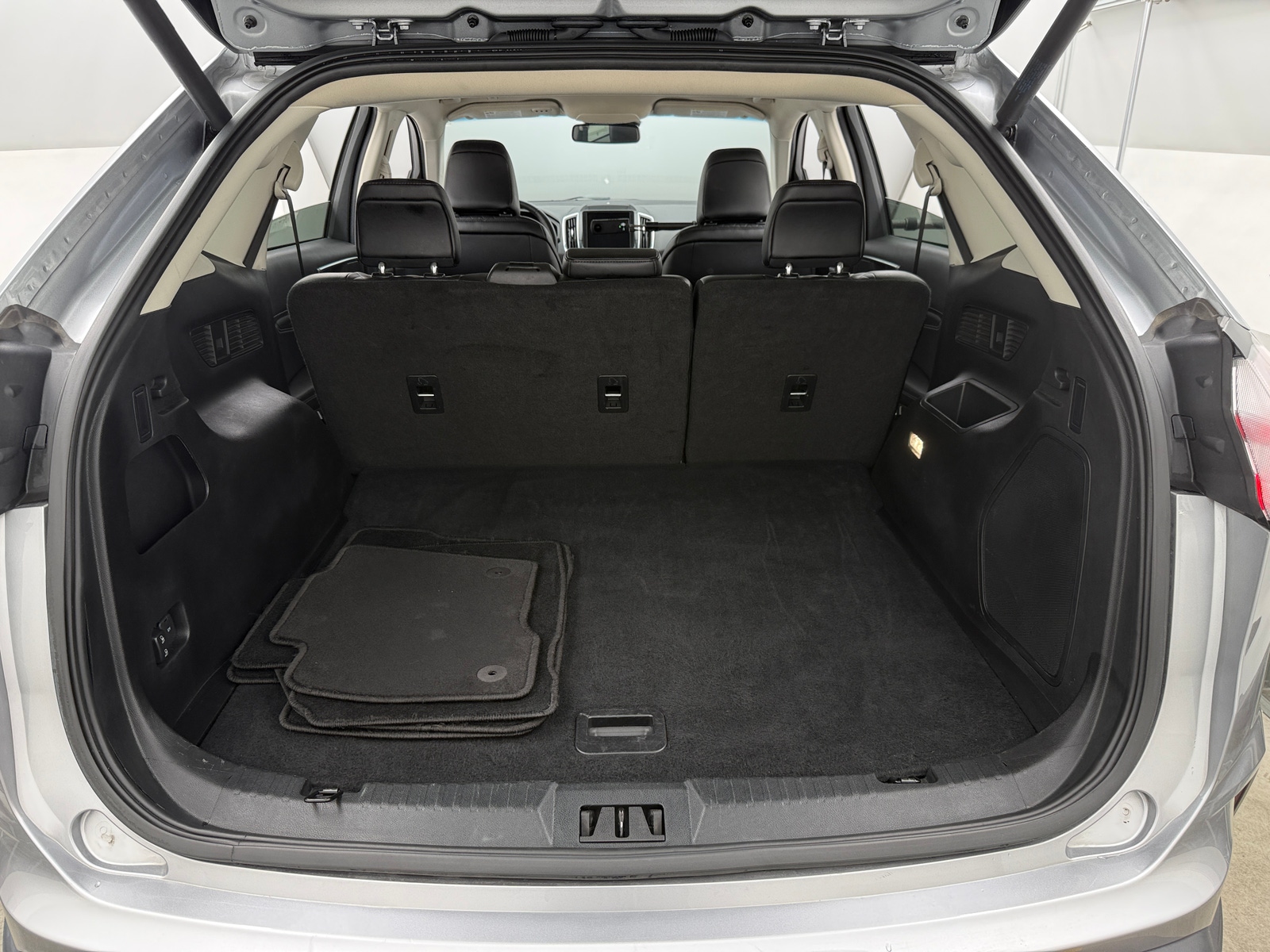 Thumbnail: 2024 Ford Edge - 7