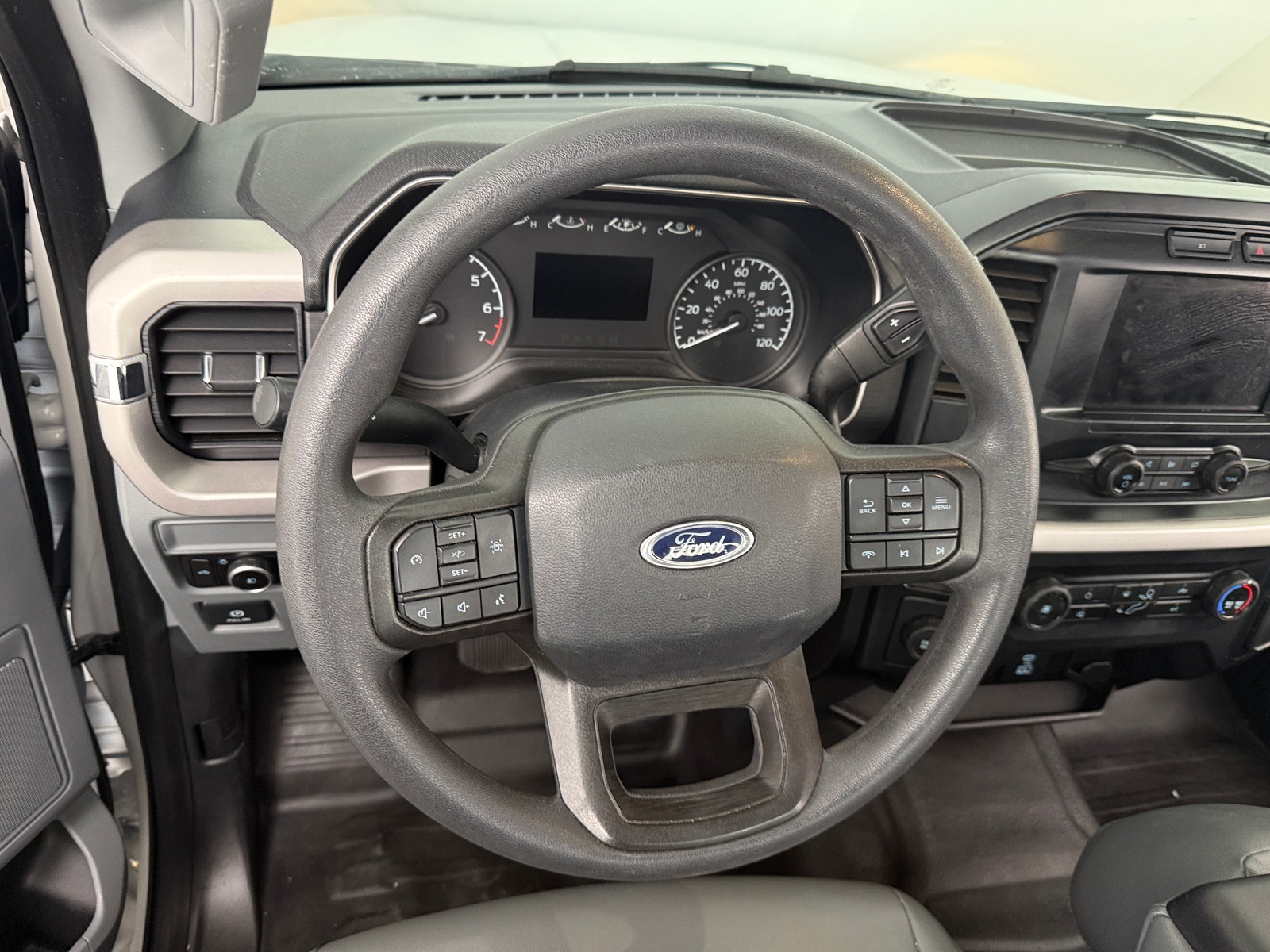 Thumbnail: 2023 Ford Econoline - 4