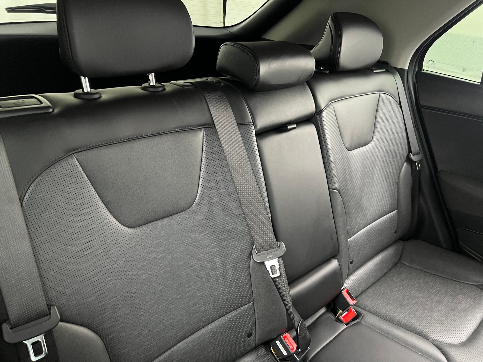 Thumbnail: 2024 Kia Niro - 5