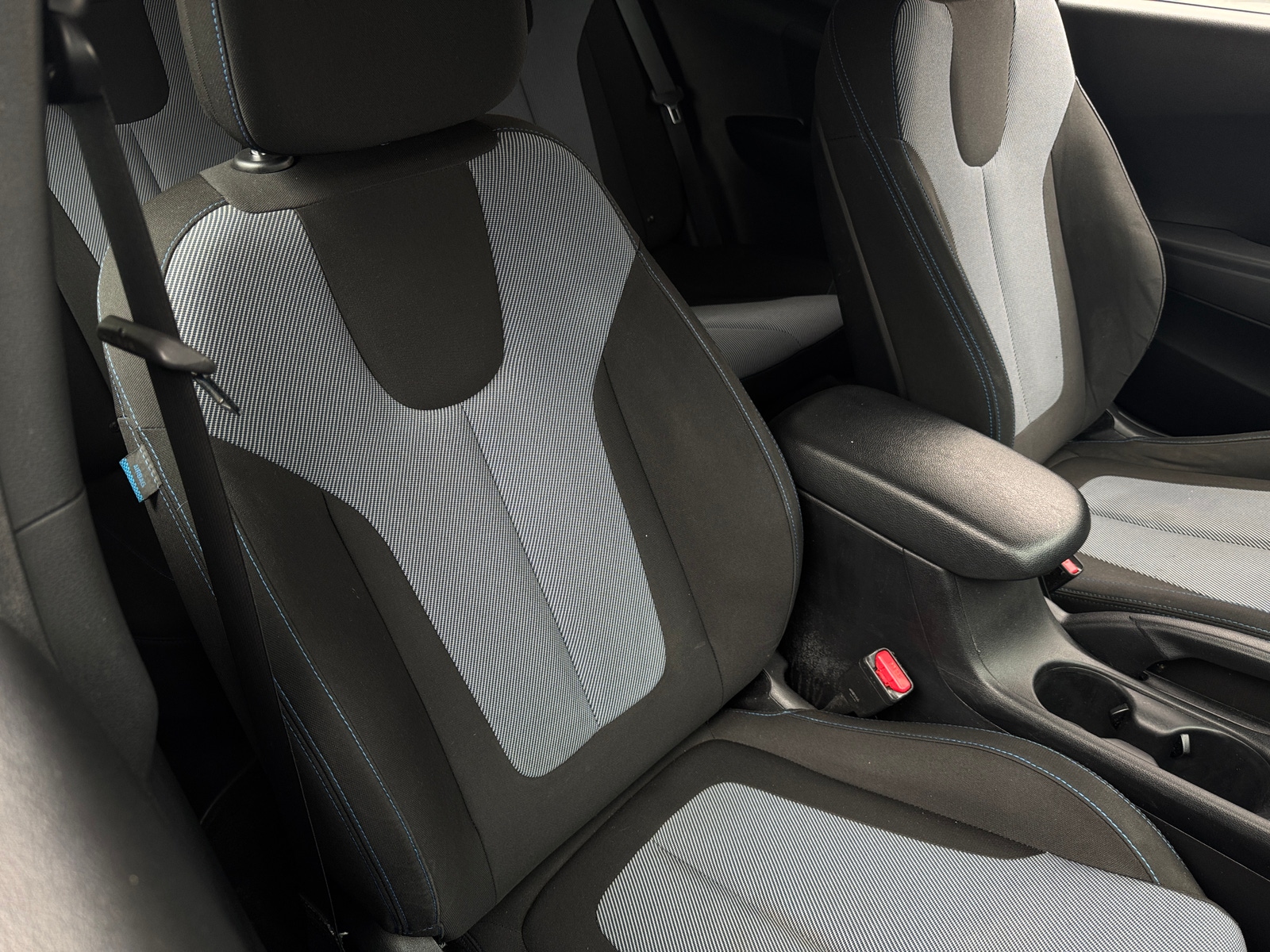 Thumbnail: 2019 Hyundai Veloster - 2