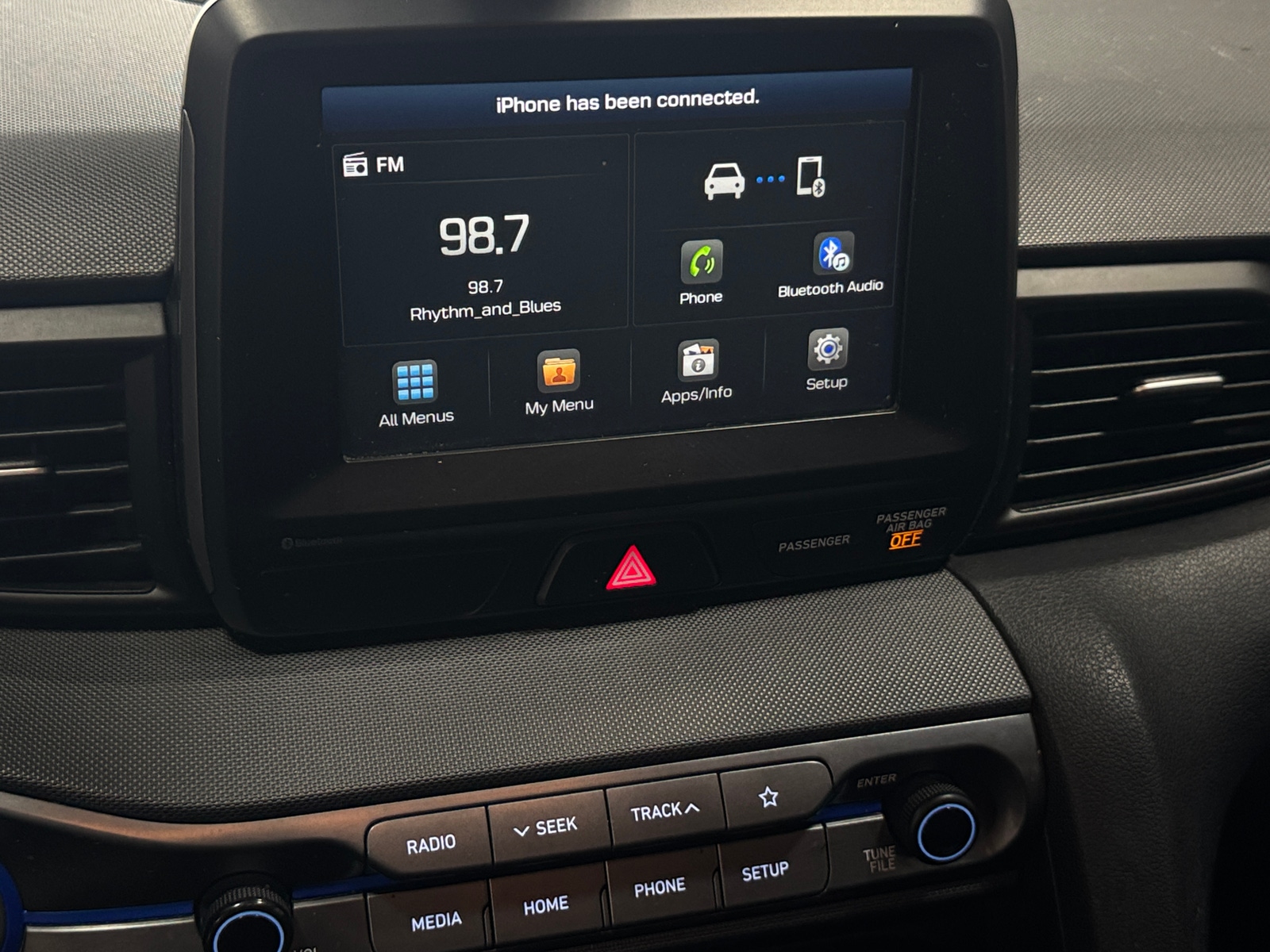 Thumbnail: 2019 Hyundai Veloster - 3