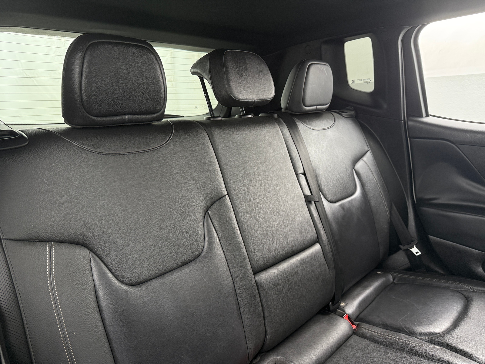 Thumbnail: 2019 Jeep Renegade - 5