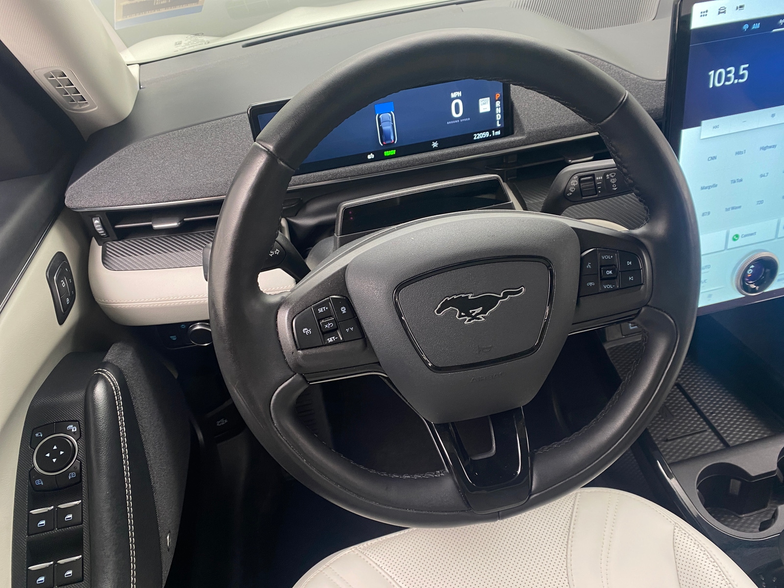 Thumbnail: 2022 Ford Mustang Mach-E - 4