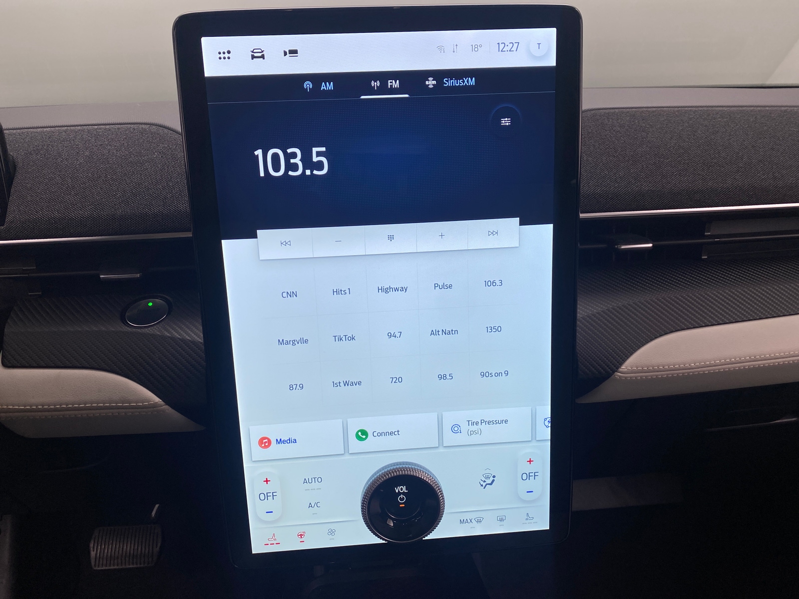 Thumbnail: 2022 Ford Mustang Mach-E - 3