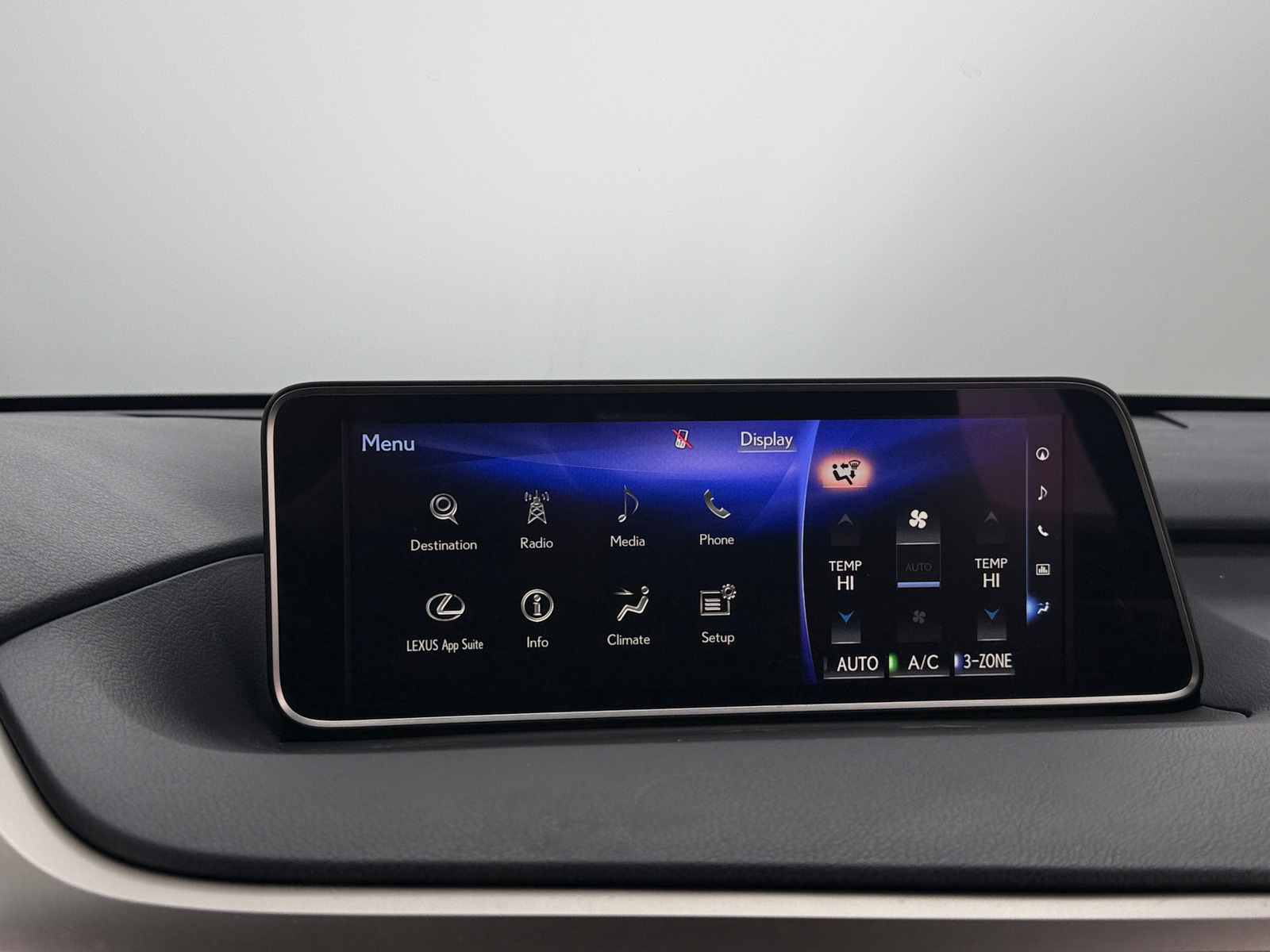 Thumbnail: 2018 Lexus RX - 3