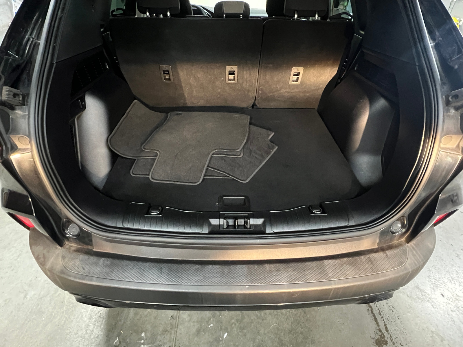 Thumbnail: 2022 Ford Escape - 7