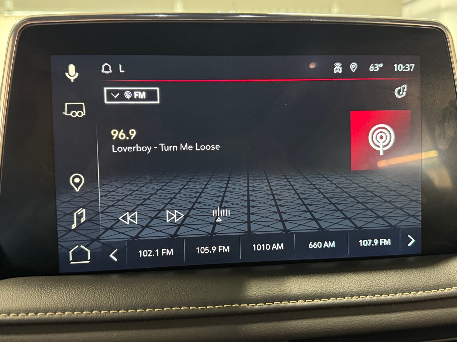 Thumbnail: 2023 GMC Yukon XL - 3