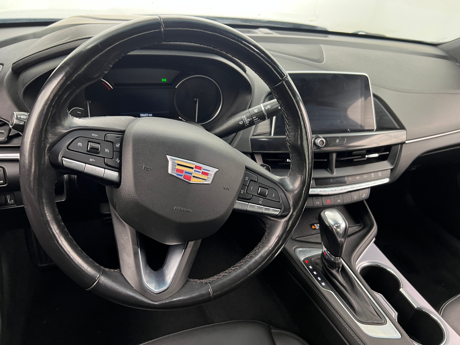 Thumbnail: 2023 Cadillac CT4 - 4