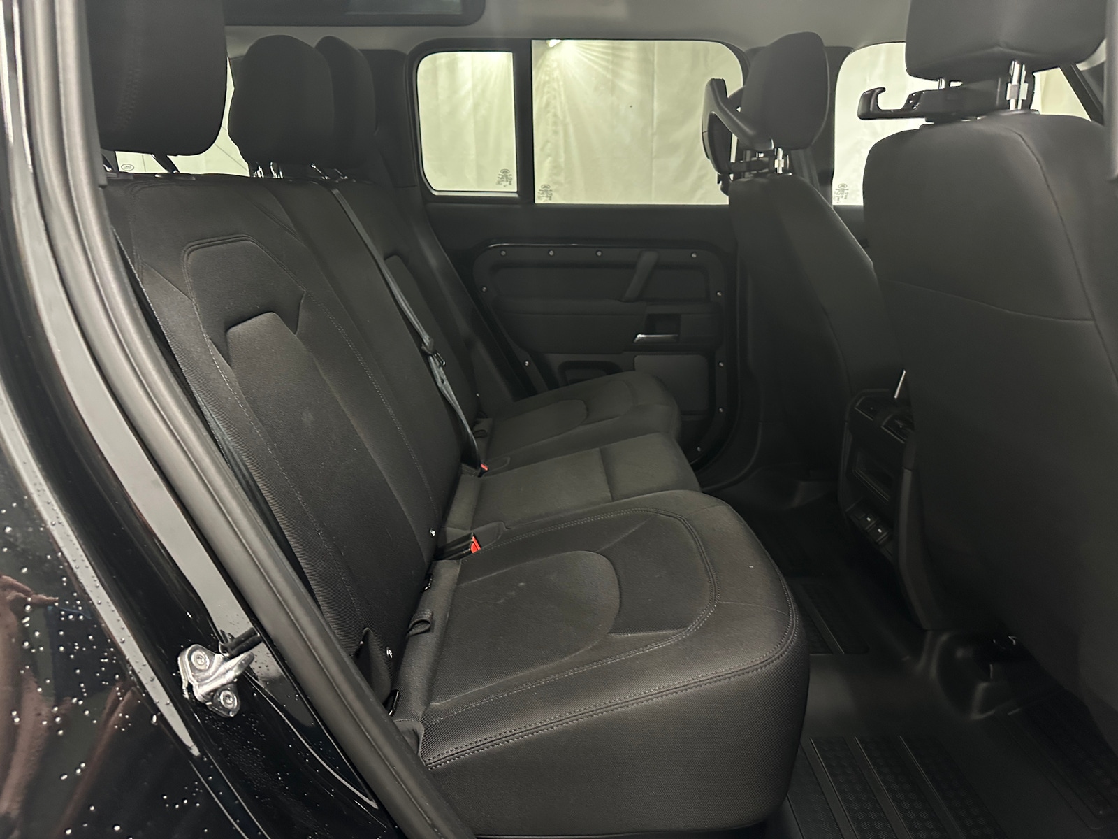 Thumbnail: 2023 Land Rover Defender - 6