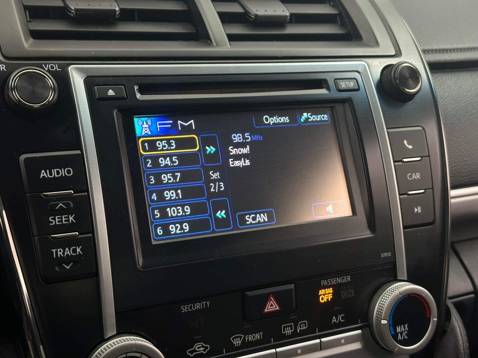 Thumbnail: 2012 Toyota Camry - 4