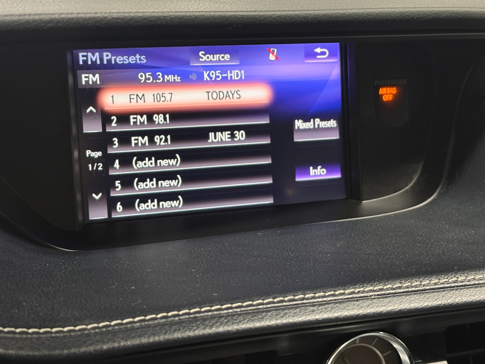 Thumbnail: 2018 Lexus ES - 3