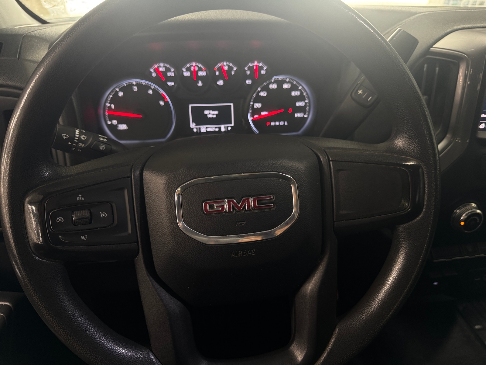 Thumbnail: 2022 GMC Sierra 2500 - 5