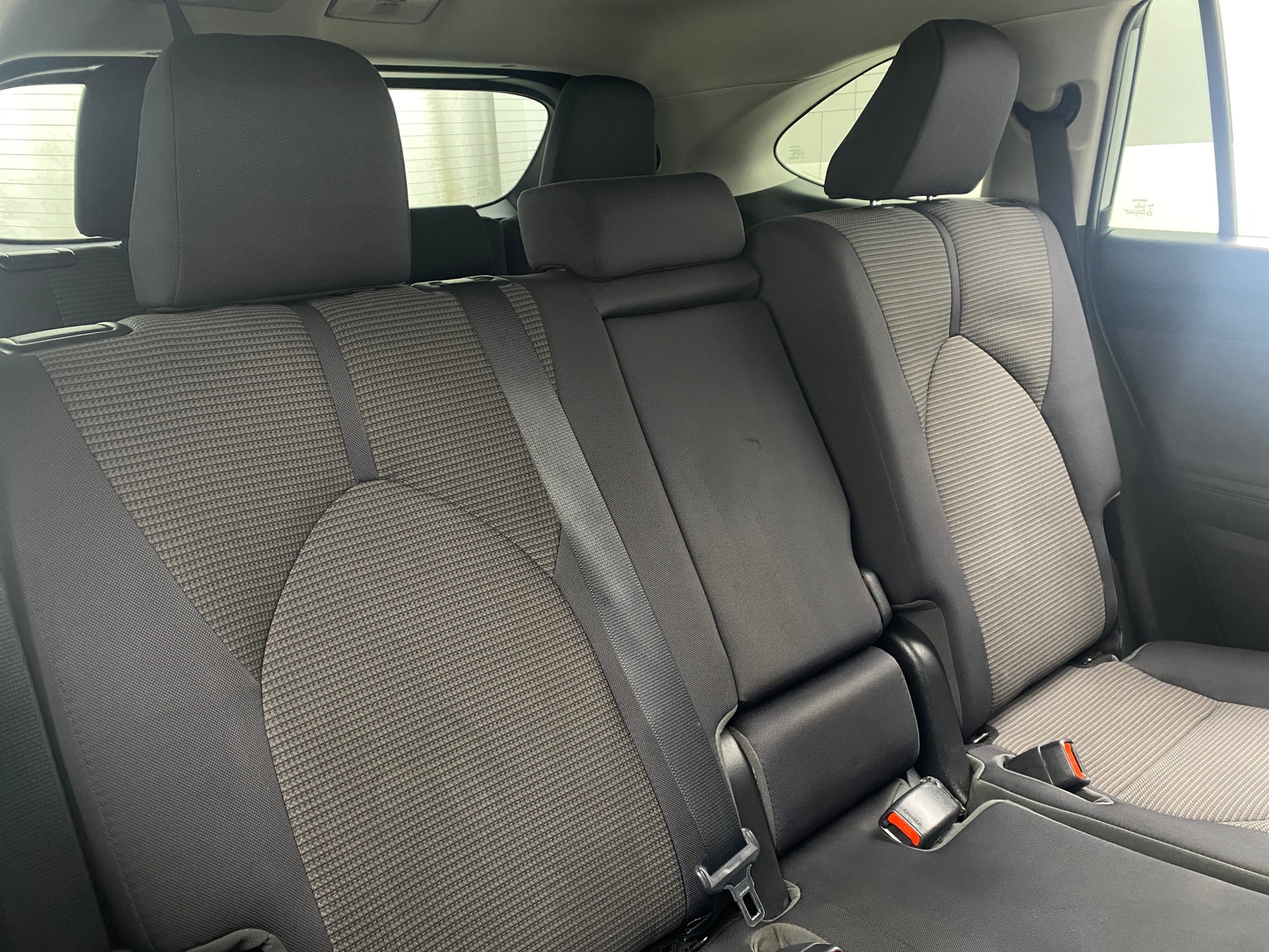 Thumbnail: 2022 Toyota Highlander - 6