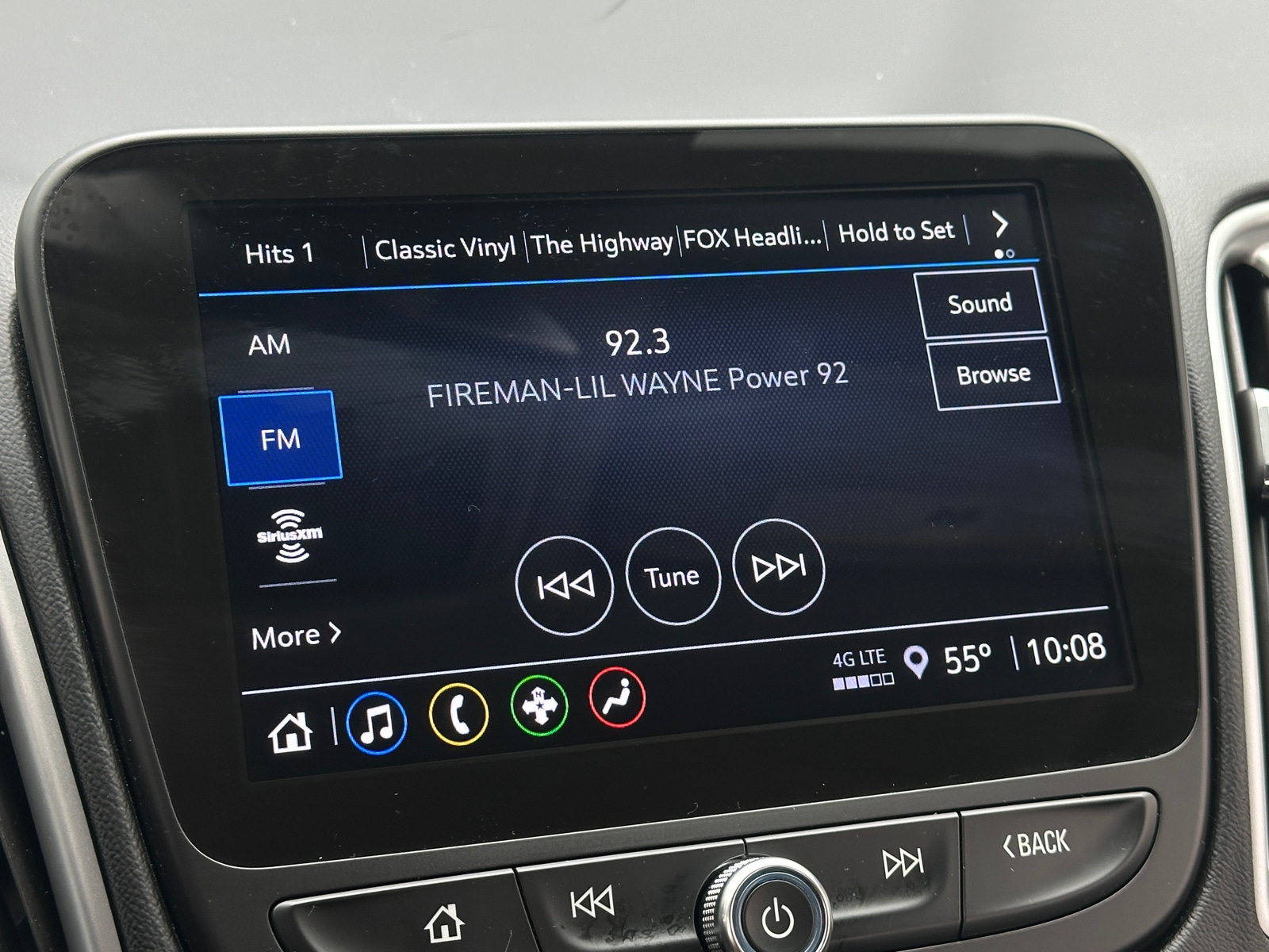 Thumbnail: 2024 Chevrolet Malibu - 4