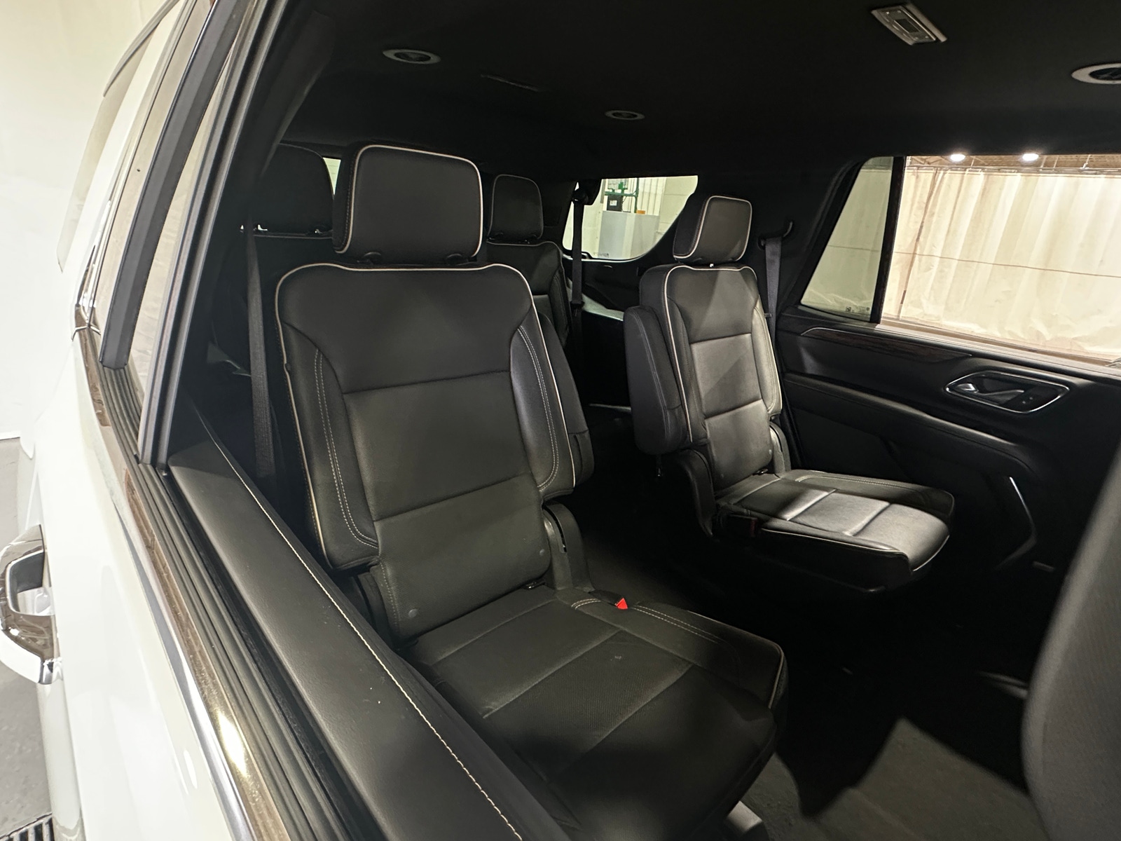 Thumbnail: 2023 Chevrolet Tahoe - 5