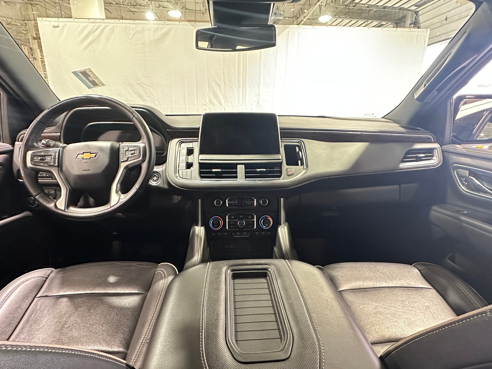 Thumbnail: 2023 Chevrolet Tahoe - 2