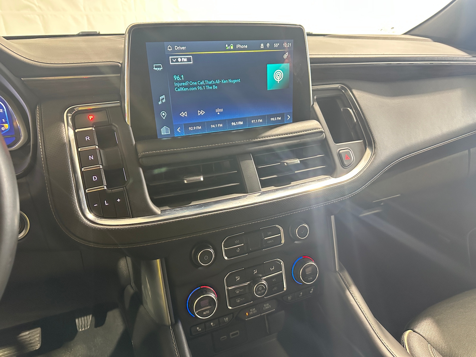 Thumbnail: 2023 Chevrolet Tahoe - 3