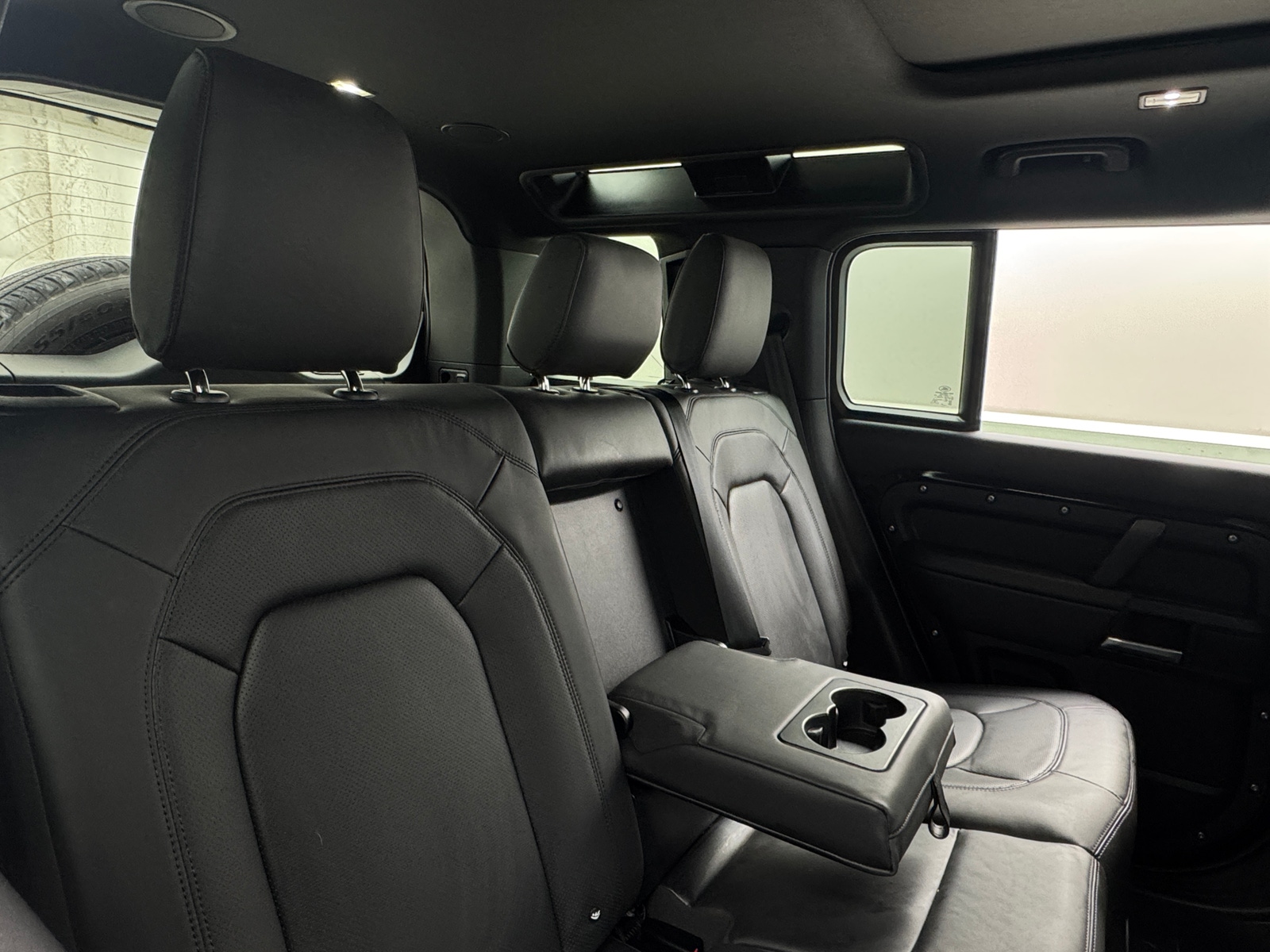 Thumbnail: 2025 Land Rover Defender - 5