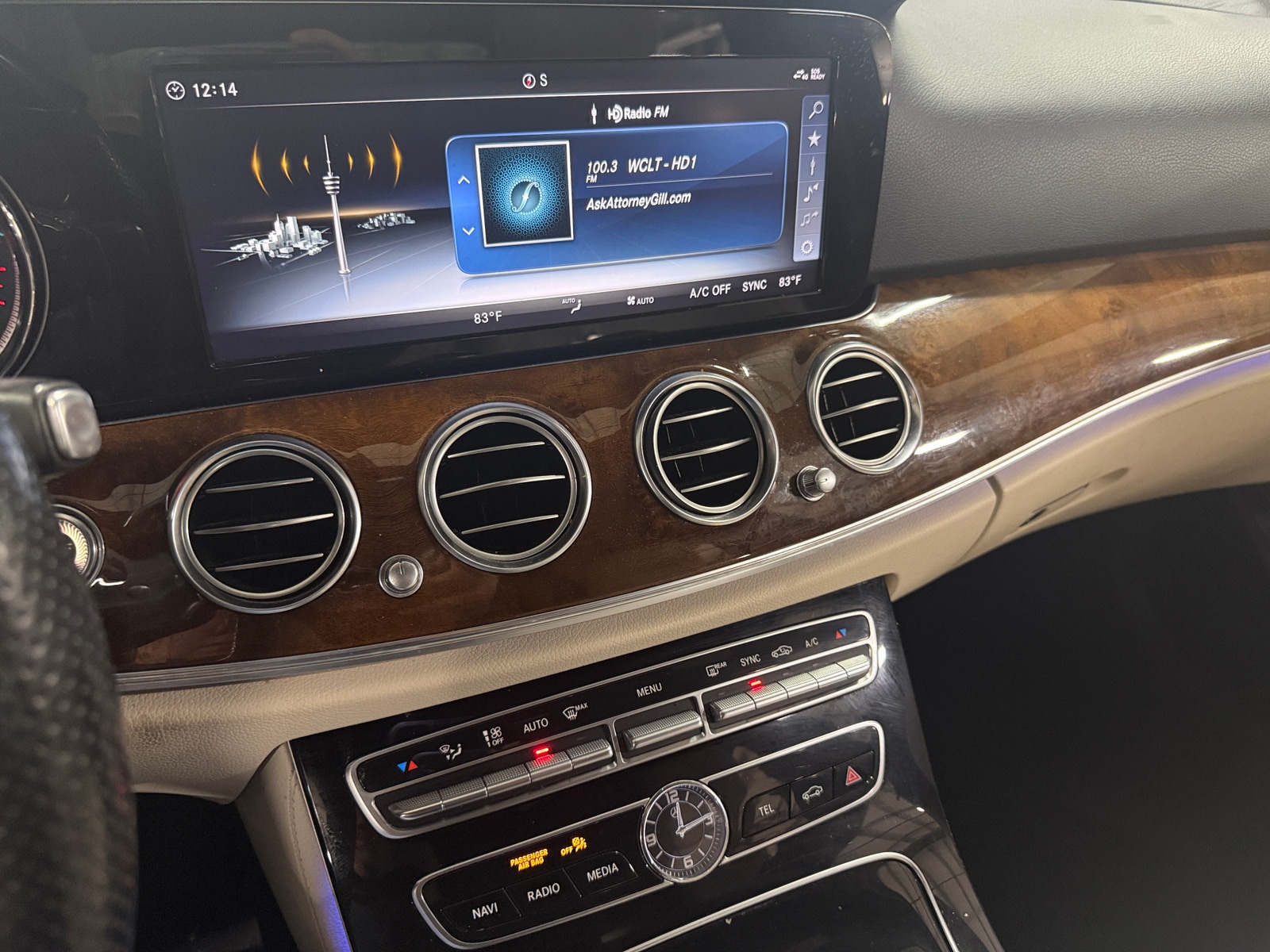 Thumbnail: 2018 Mercedes-Benz E-Class - 3