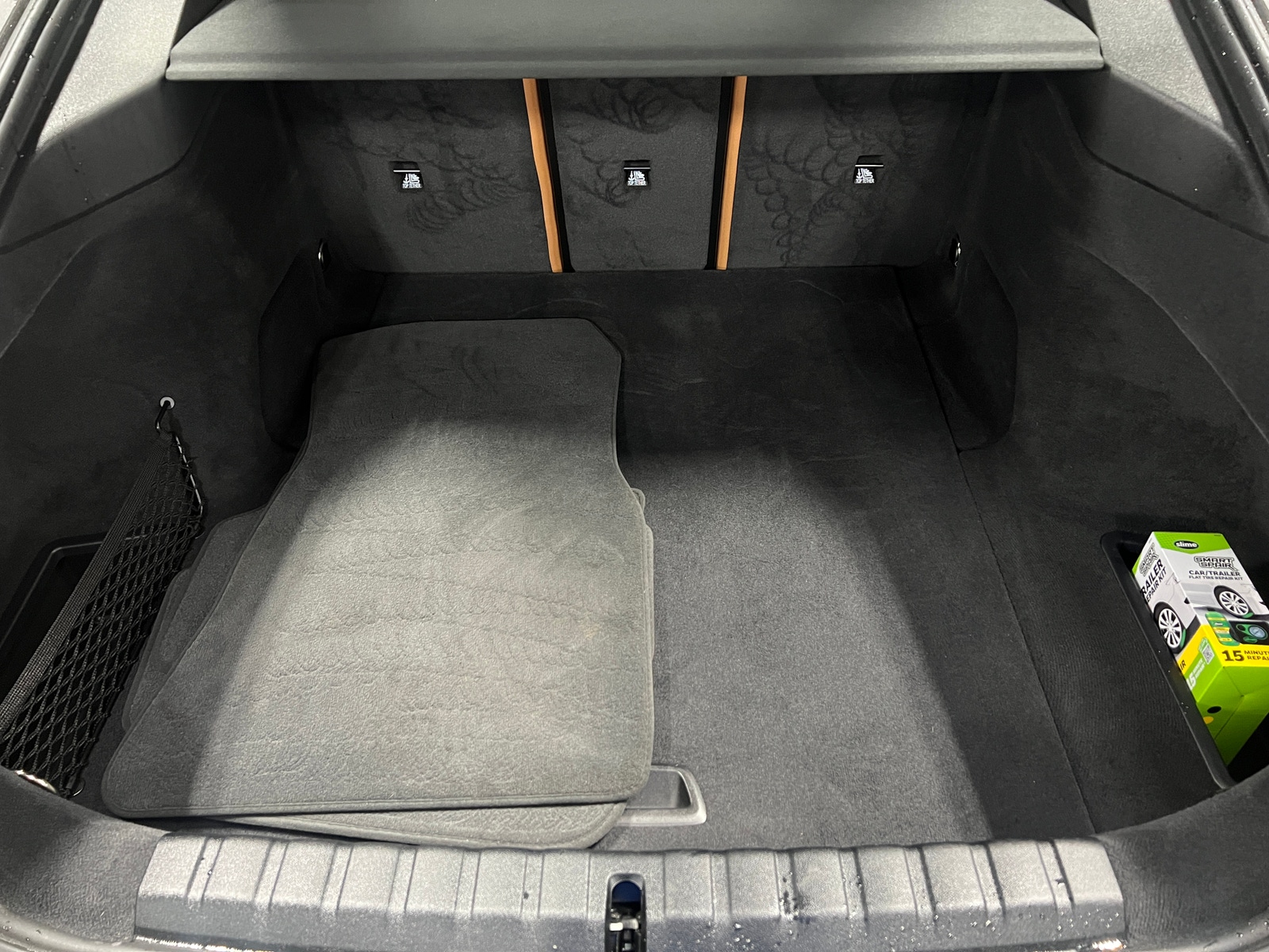 Thumbnail: 2023 BMW i4 - 6