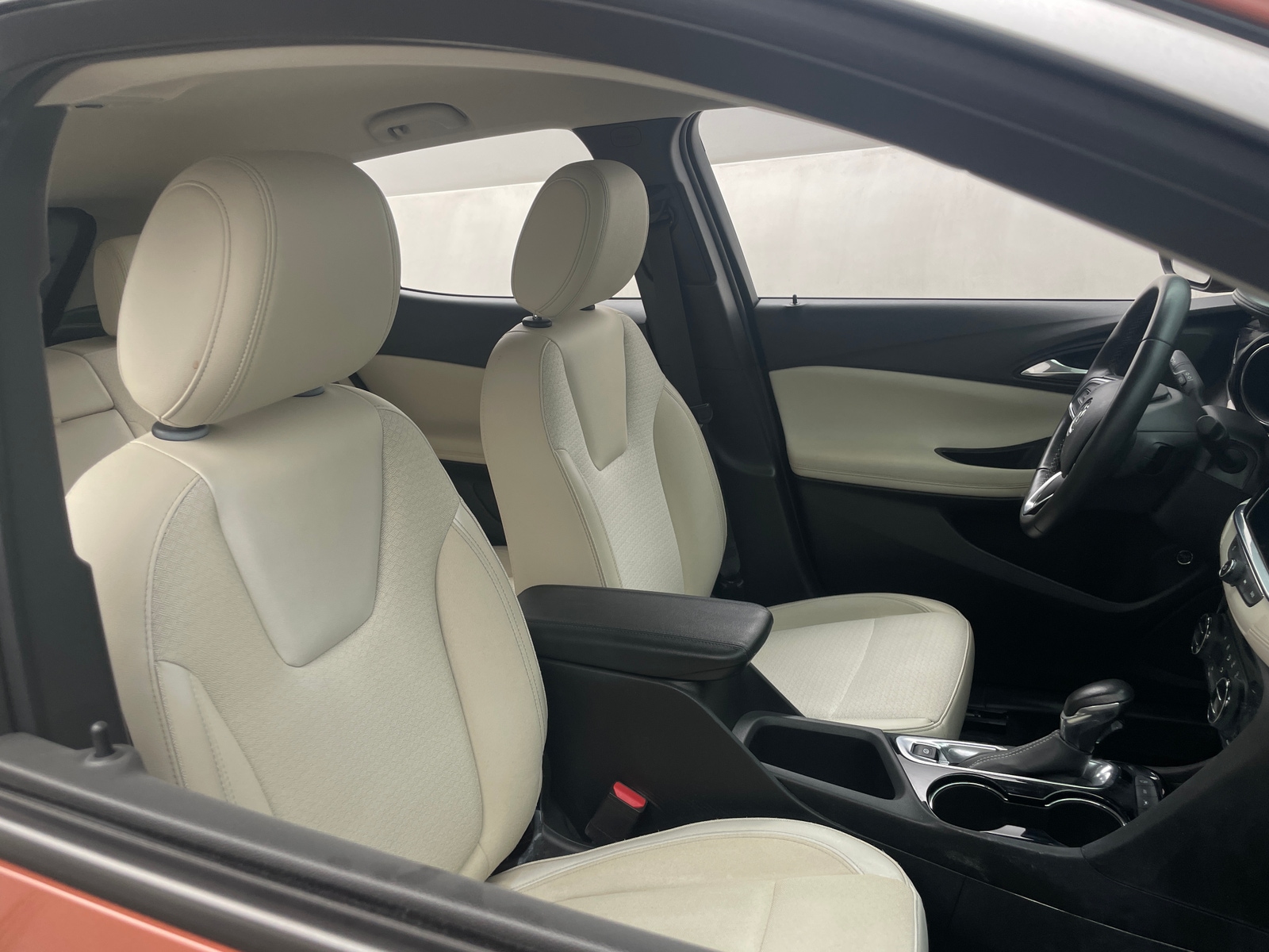 Thumbnail: 2021 Buick Encore GX - 2