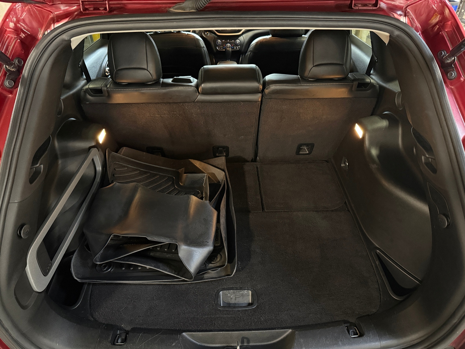 Thumbnail: 2017 Jeep Cherokee - 6