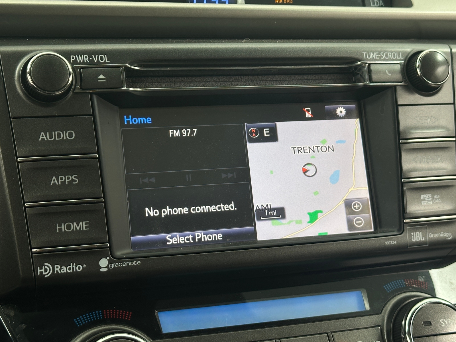 Thumbnail: 2015 Toyota RAV4 - 3