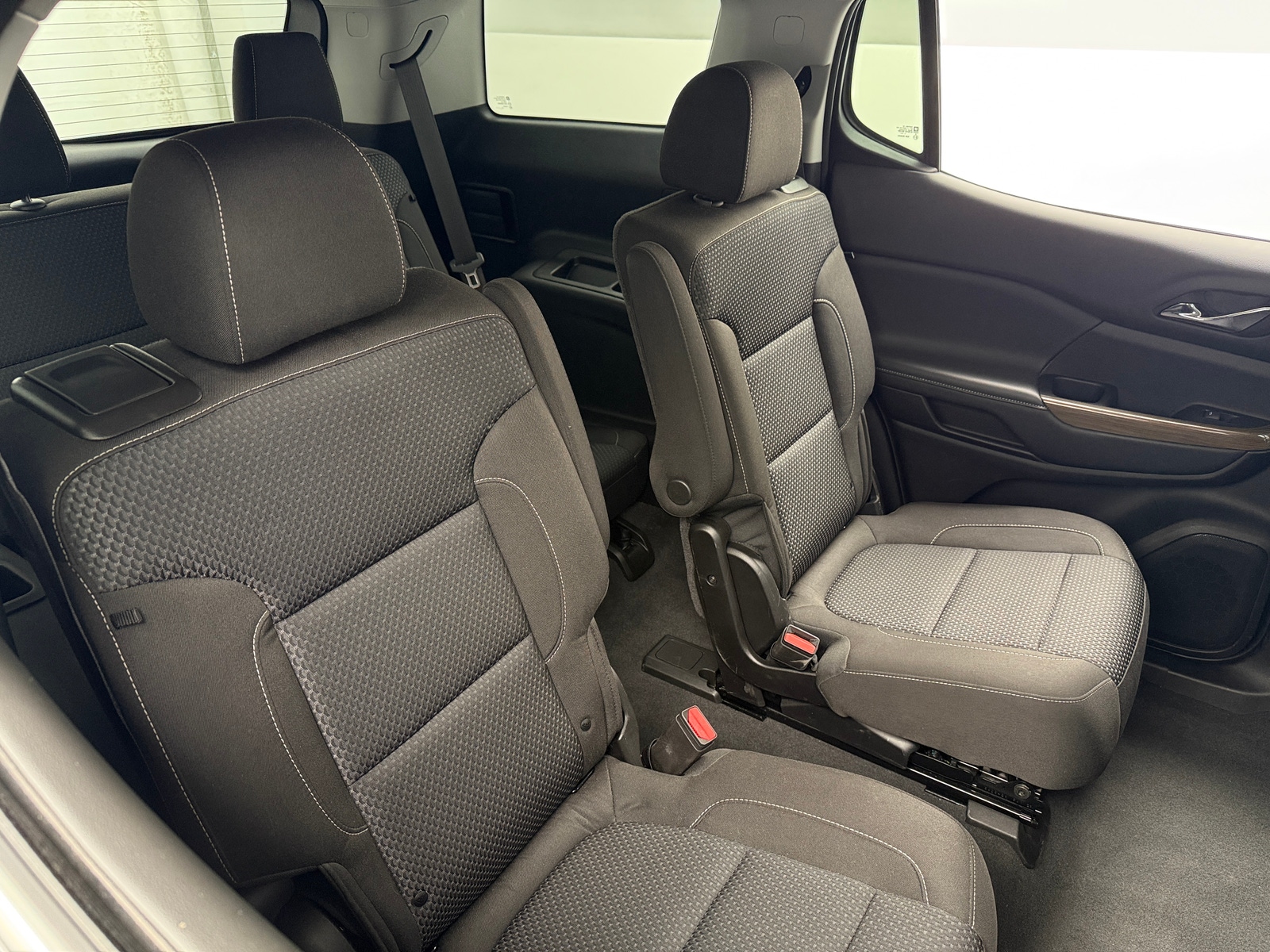 Thumbnail: 2023 GMC Acadia - 6