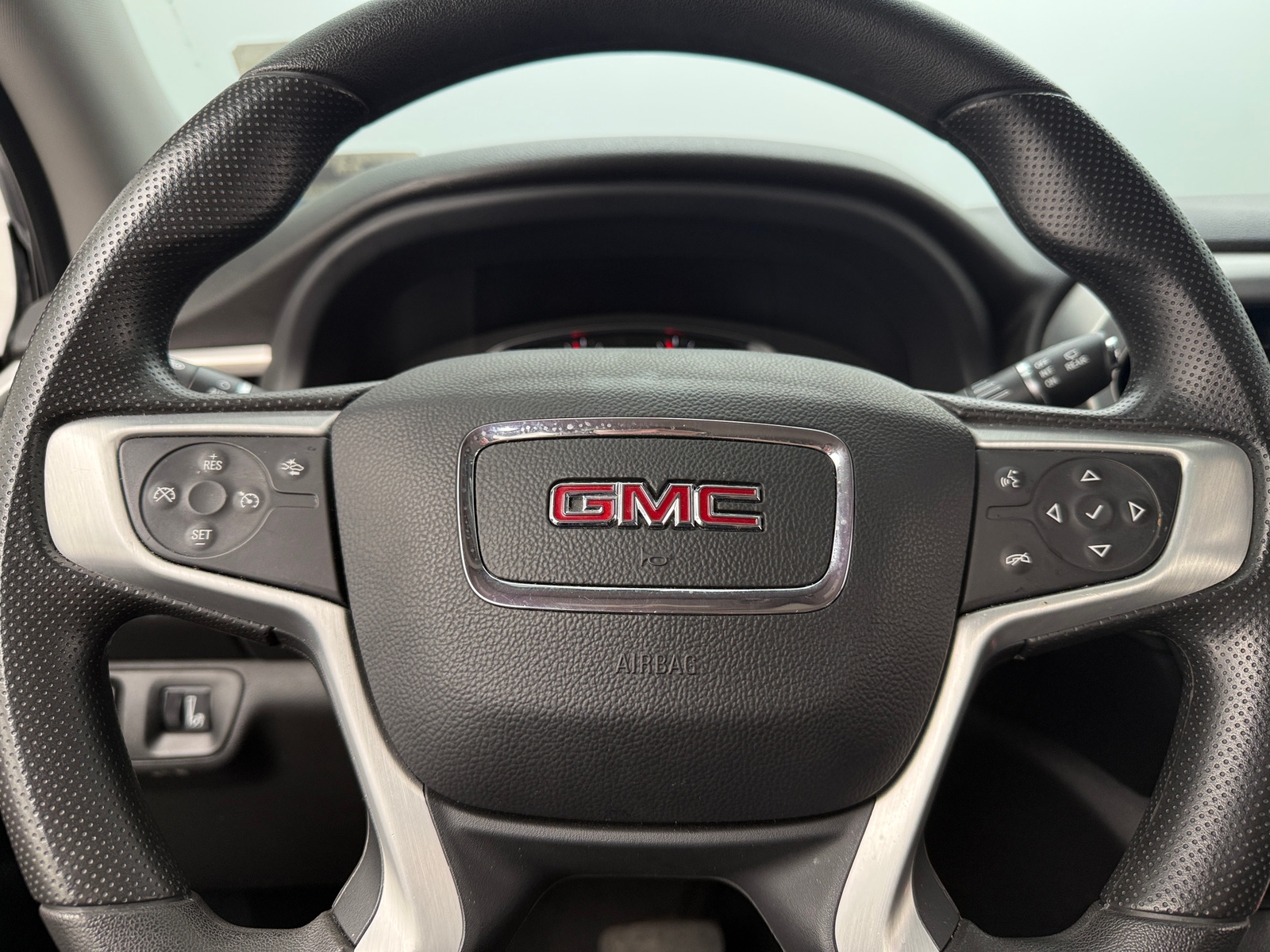 Thumbnail: 2023 GMC Acadia - 5