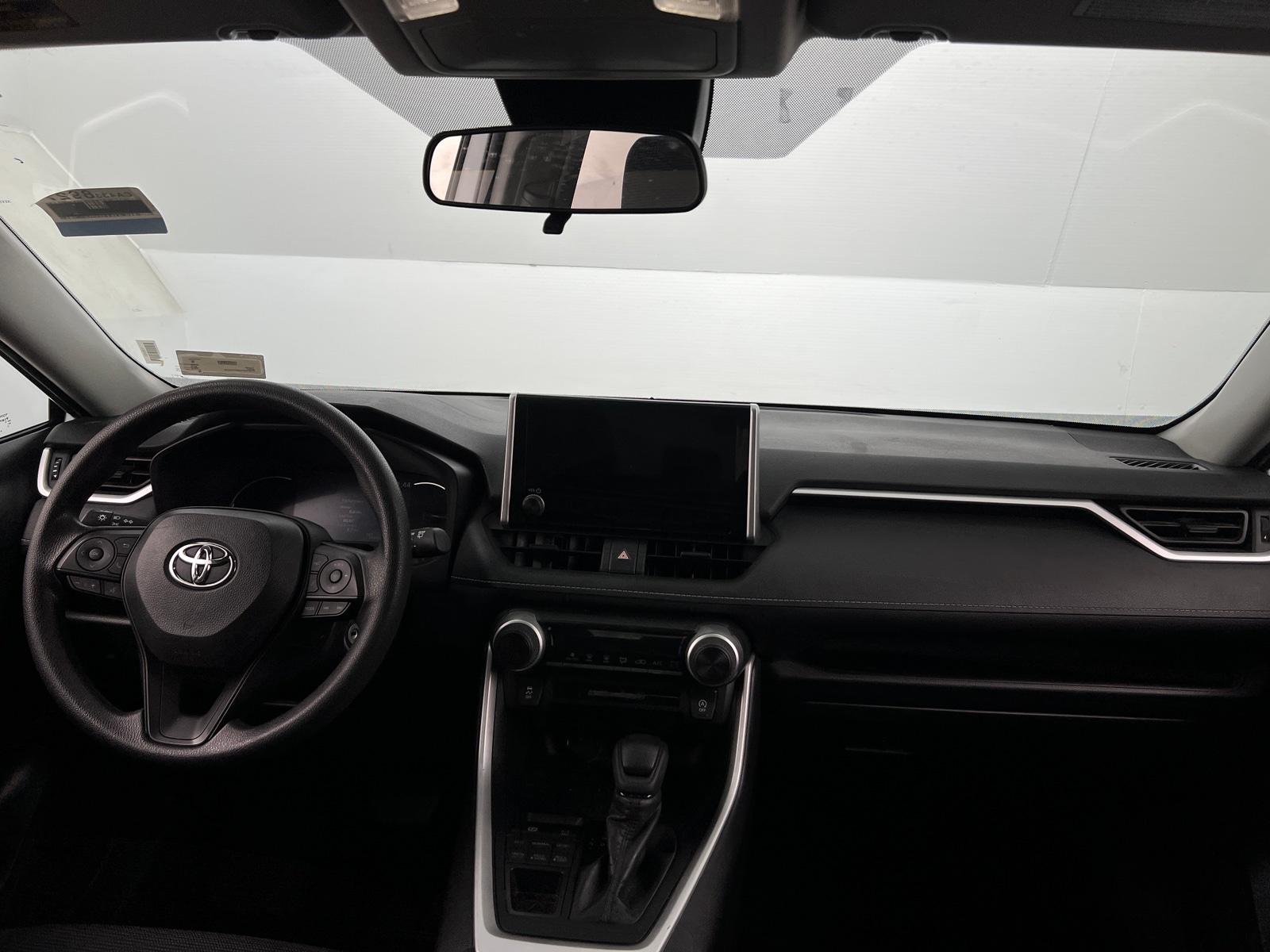 Thumbnail: 2024 Toyota RAV4 - 3