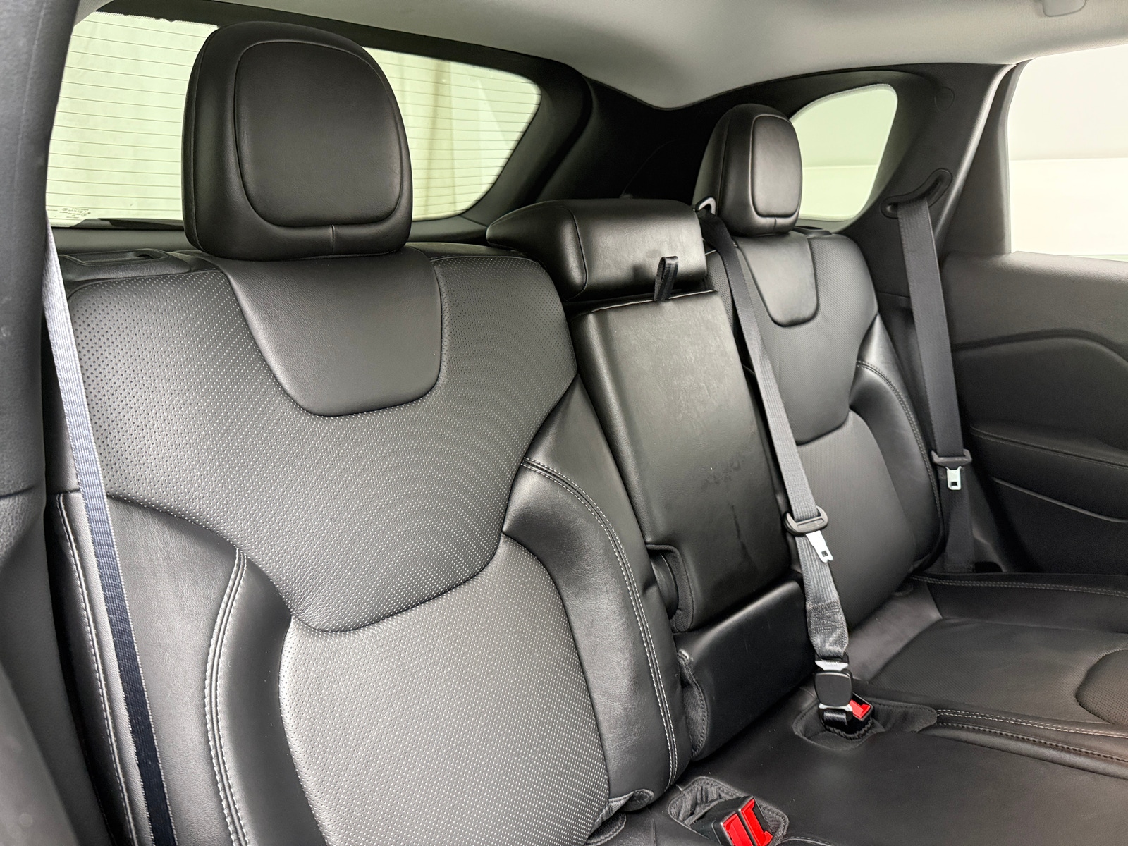 Thumbnail: 2021 Jeep Cherokee - 5