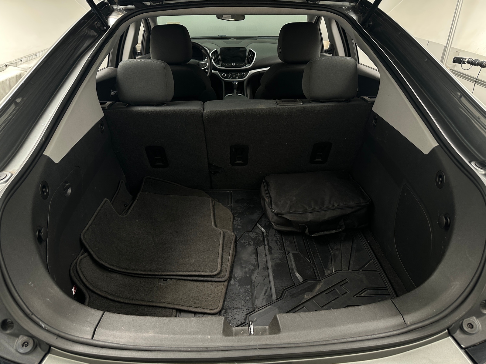 Thumbnail: 2016 Chevrolet Volt - 7