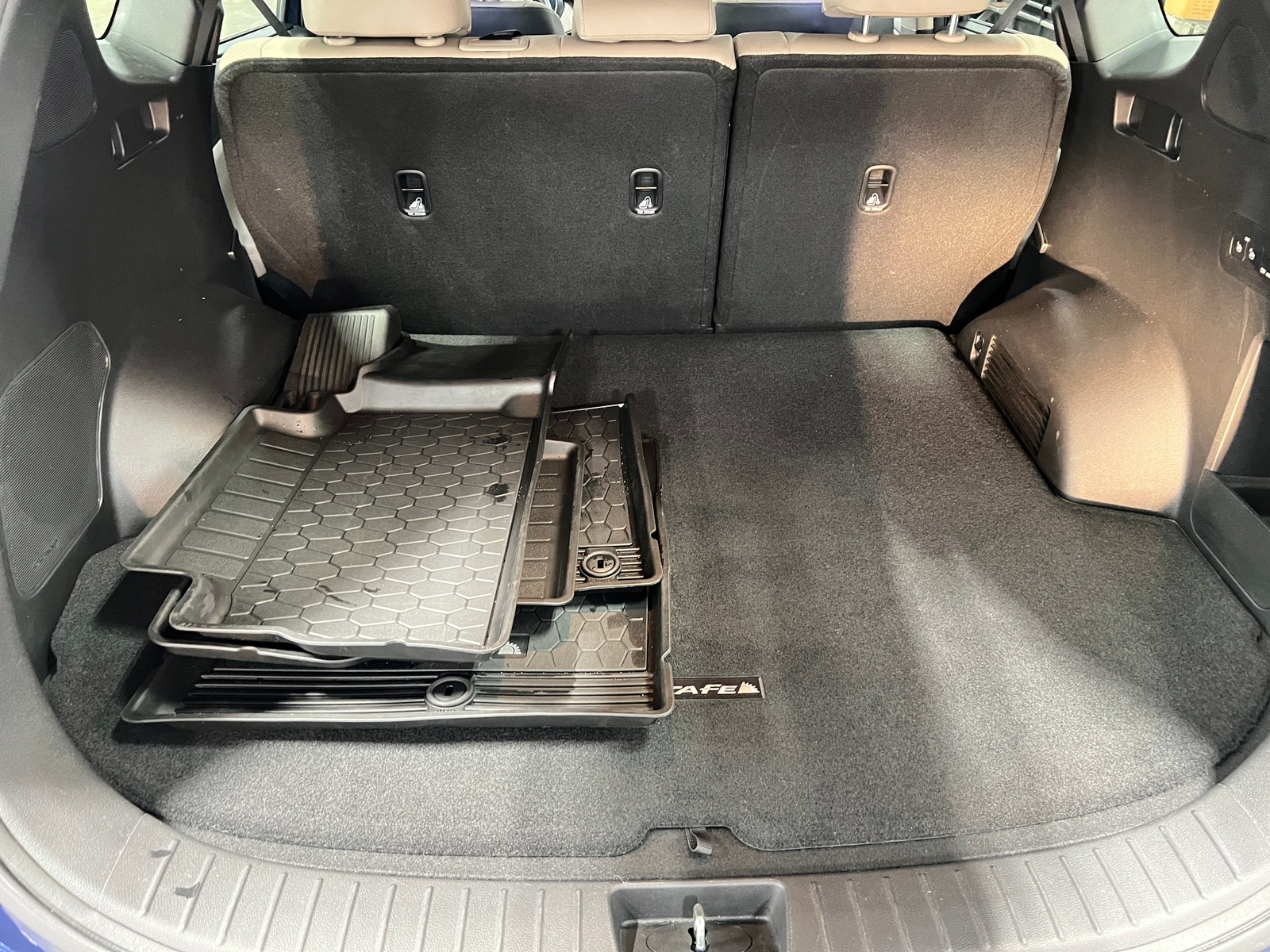 Thumbnail: 2023 Hyundai Santa Fe - 7