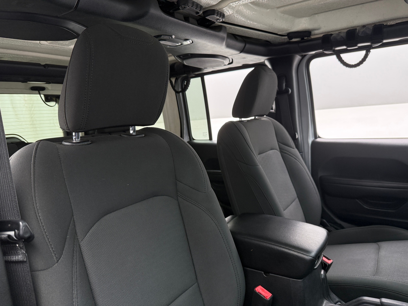 Thumbnail: 2019 Jeep Wrangler - 2