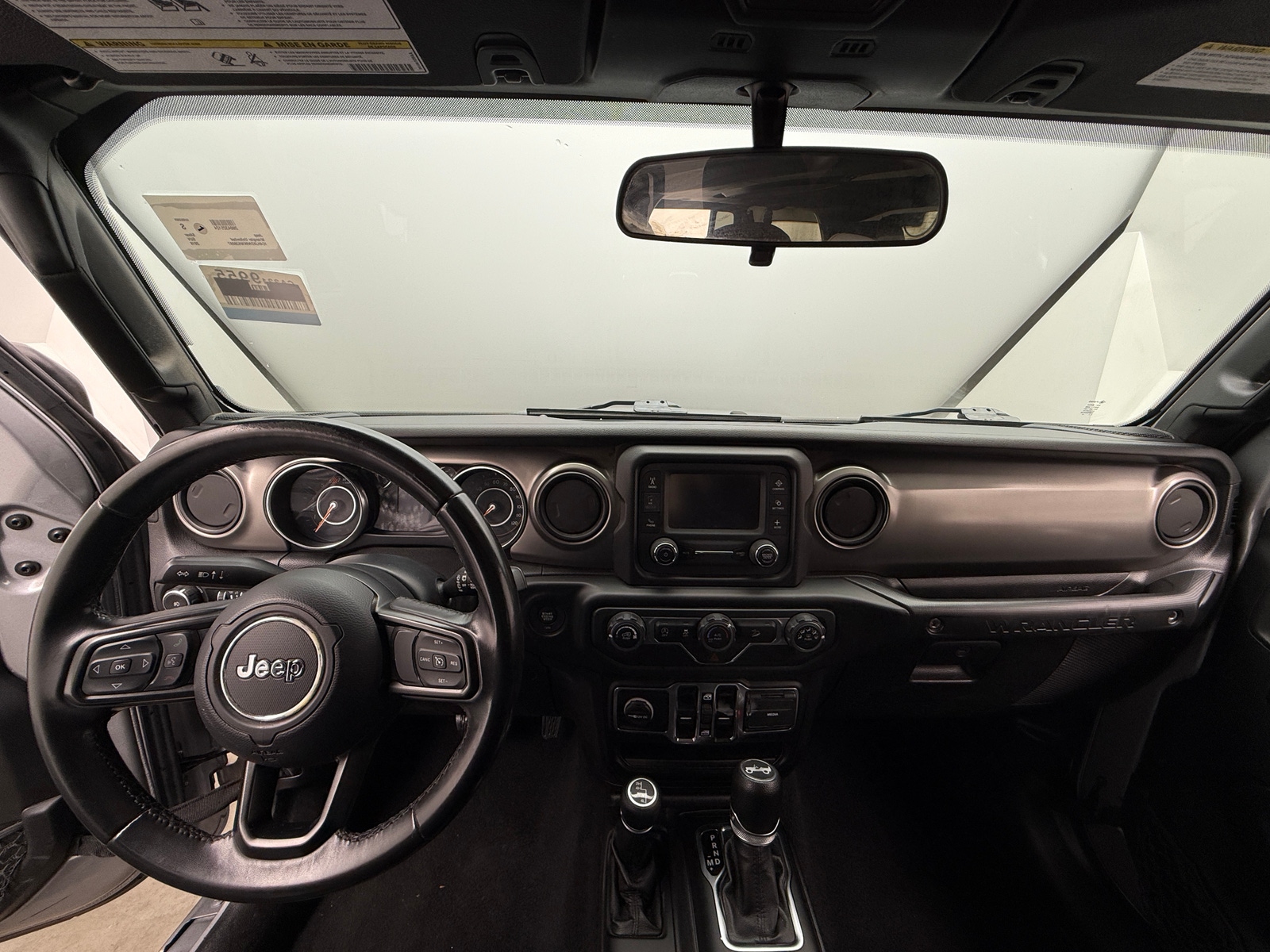 Thumbnail: 2019 Jeep Wrangler - 3