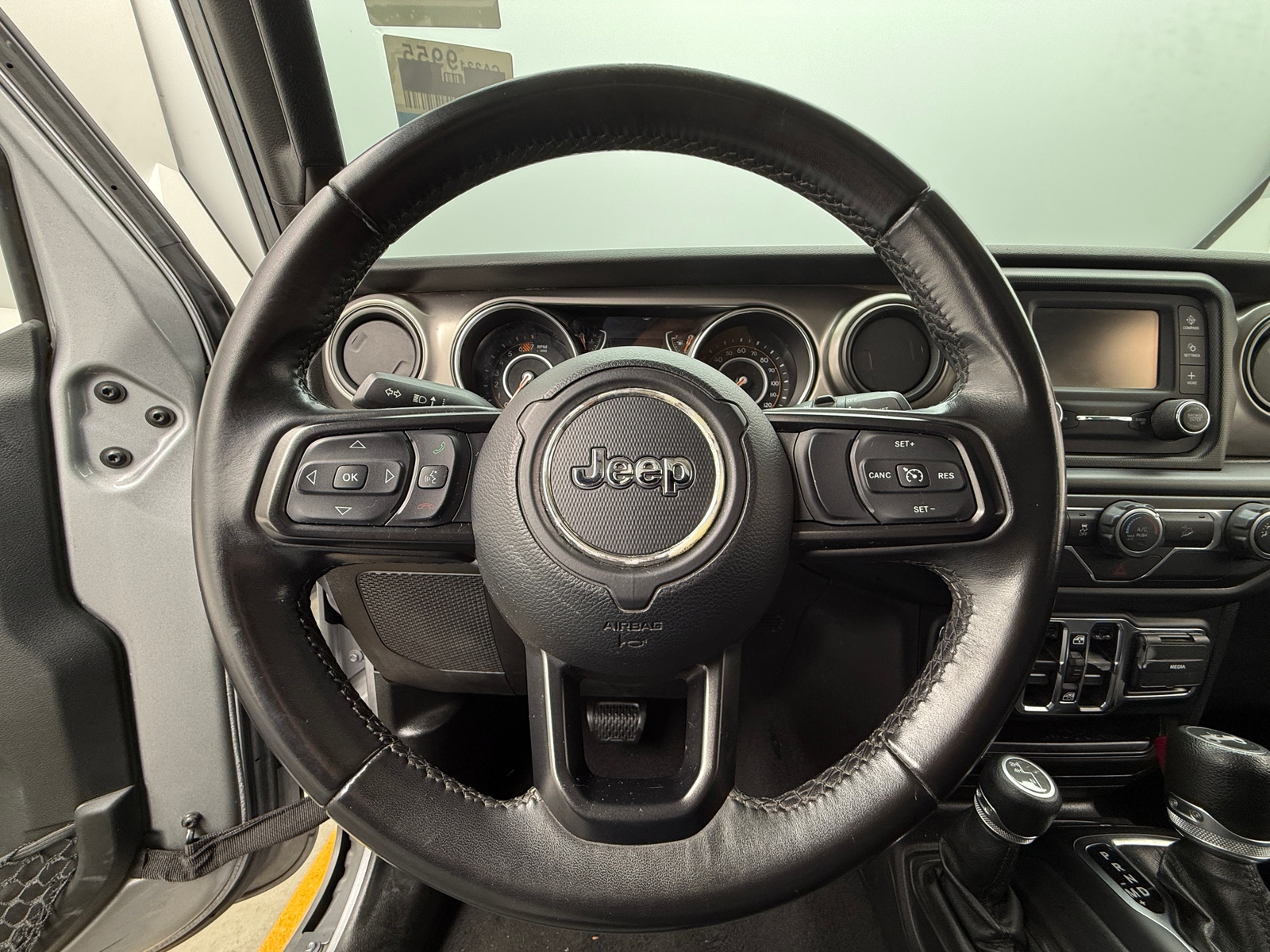 Thumbnail: 2019 Jeep Wrangler - 5