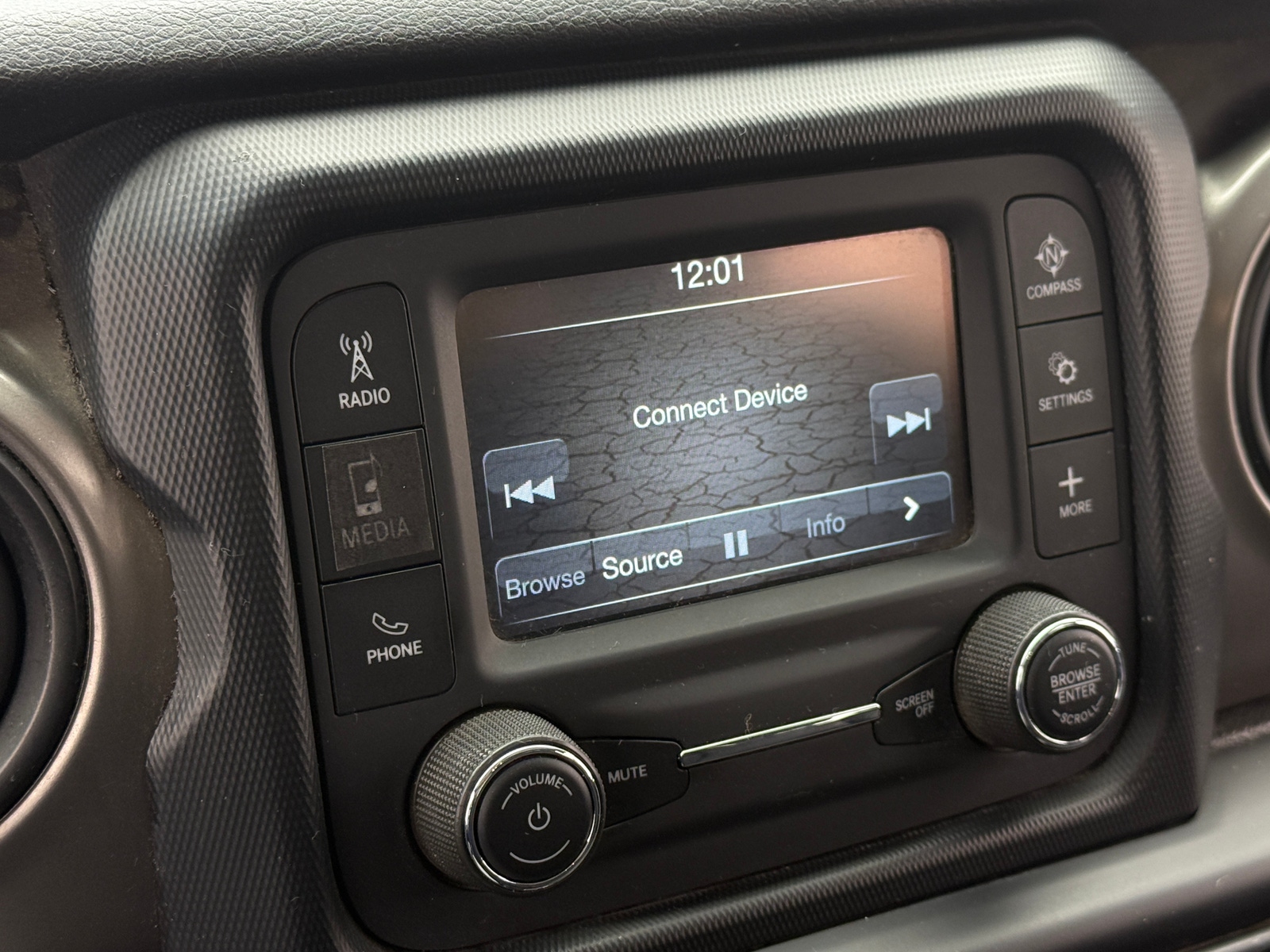 Thumbnail: 2019 Jeep Wrangler - 4