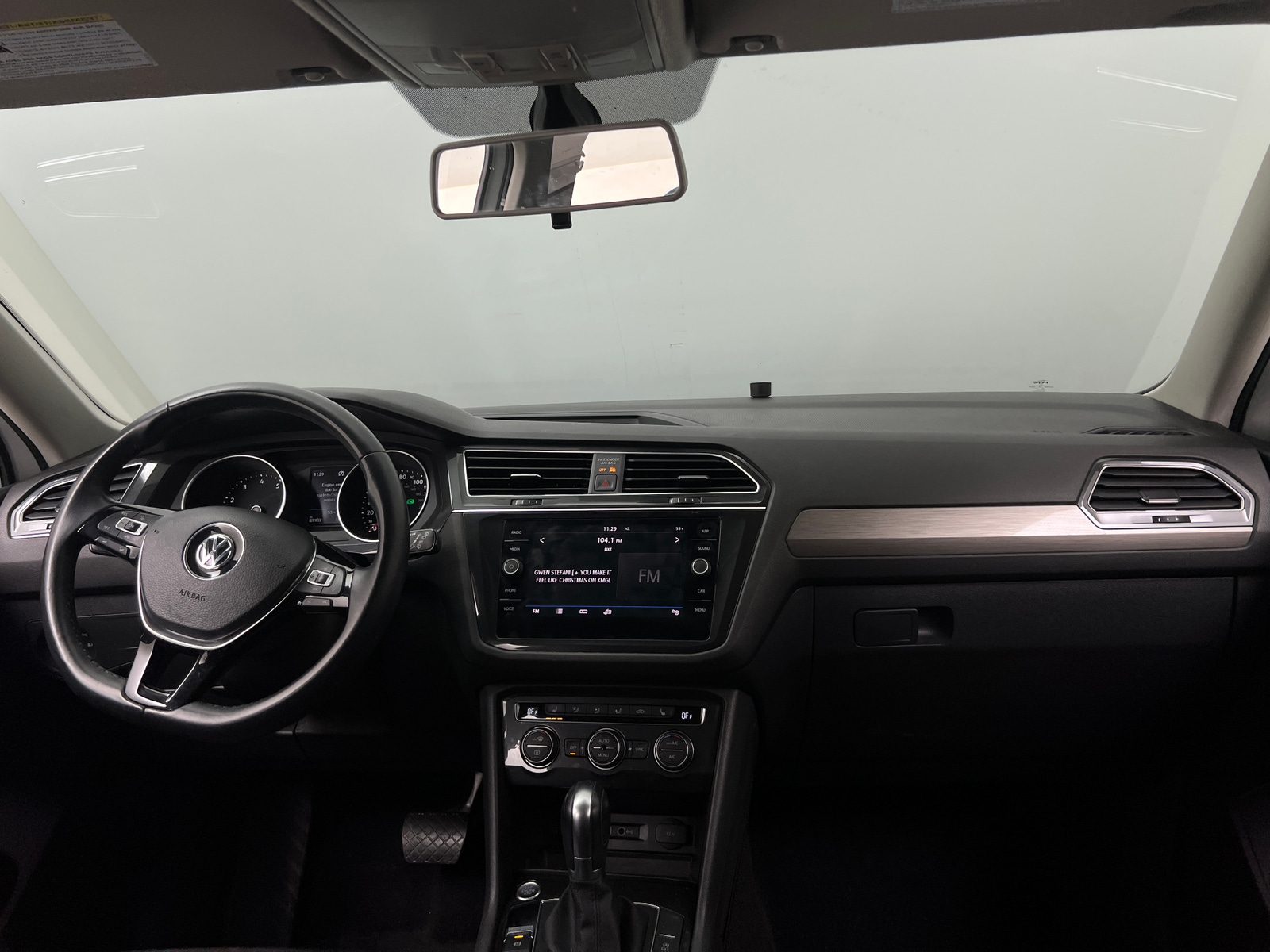 Thumbnail: 2019 Volkswagen Tiguan - 2