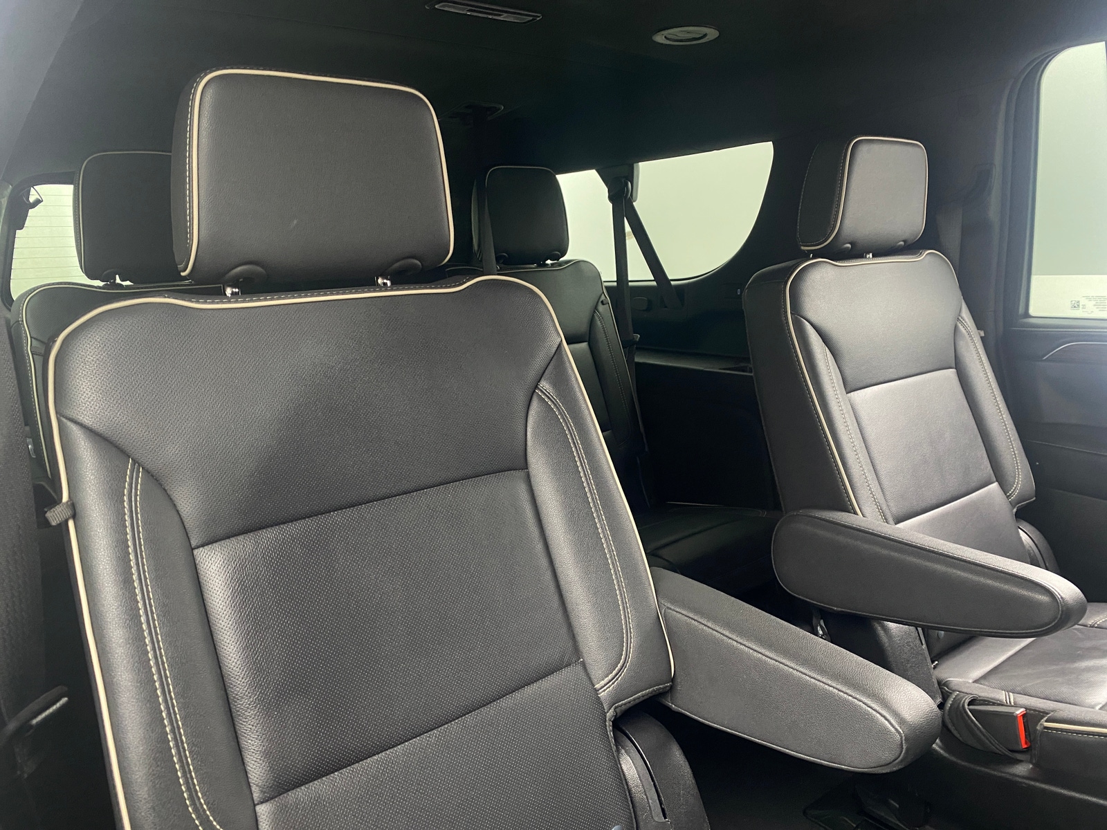 Thumbnail: 2023 Chevrolet Suburban - 5