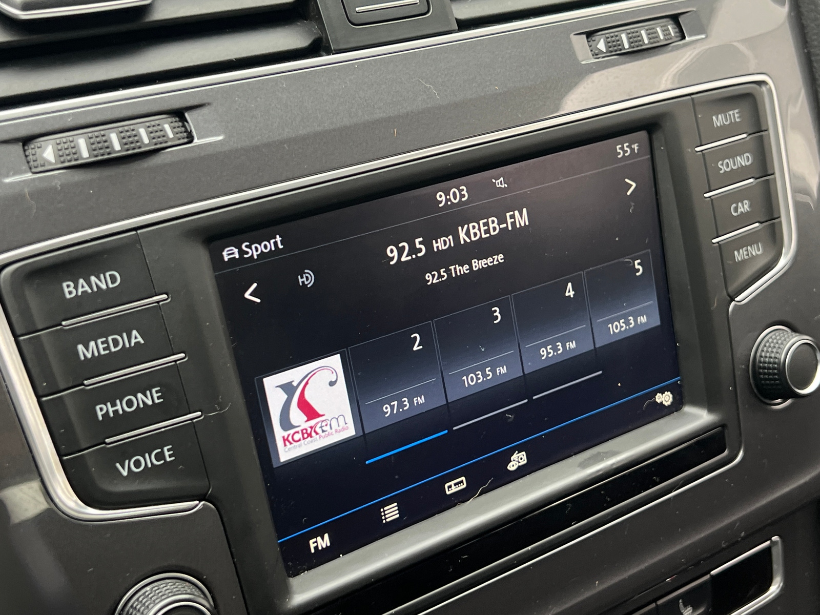 Thumbnail: 2017 Volkswagen Golf - 3