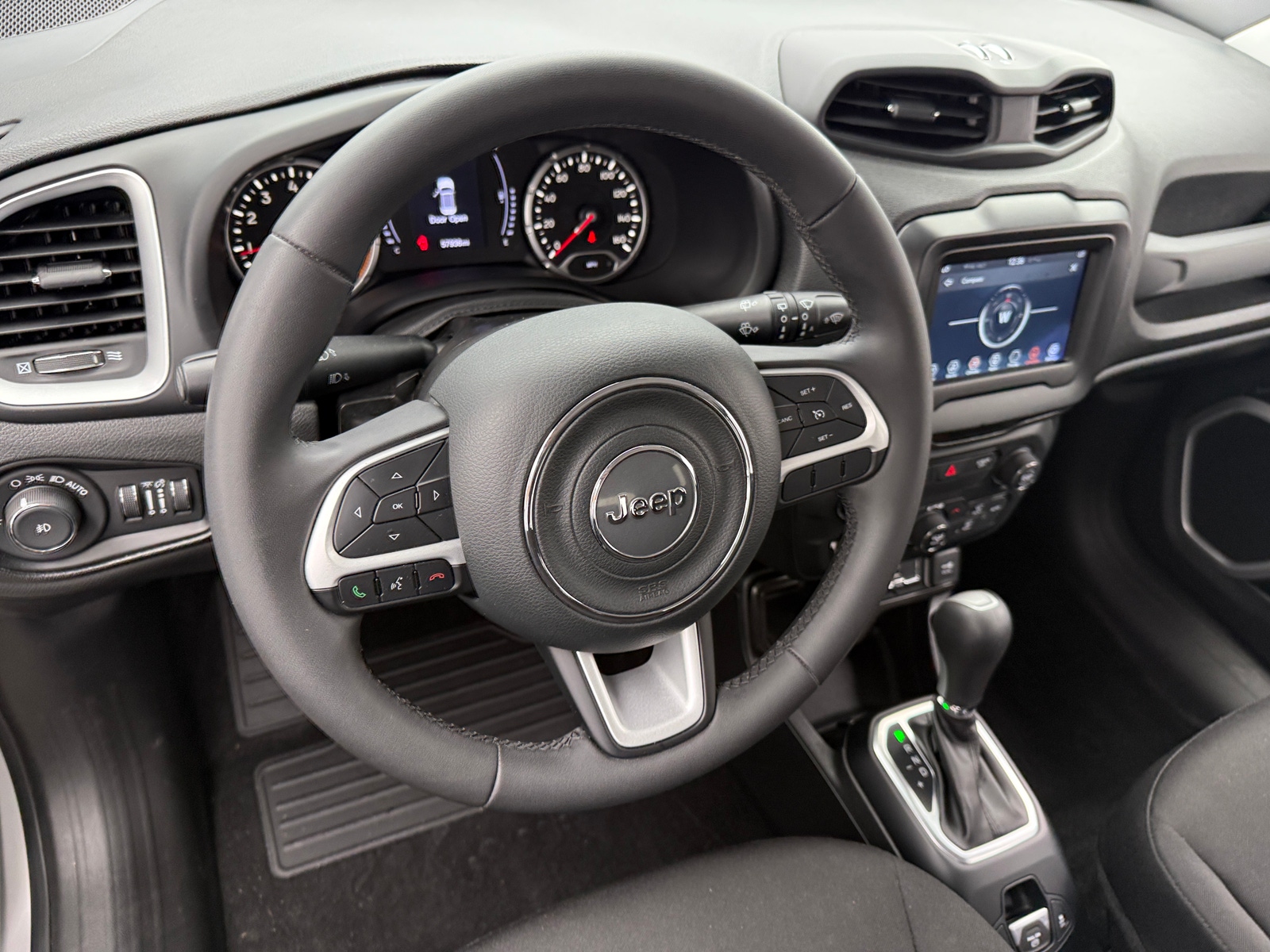 Thumbnail: 2019 Jeep Renegade - 5