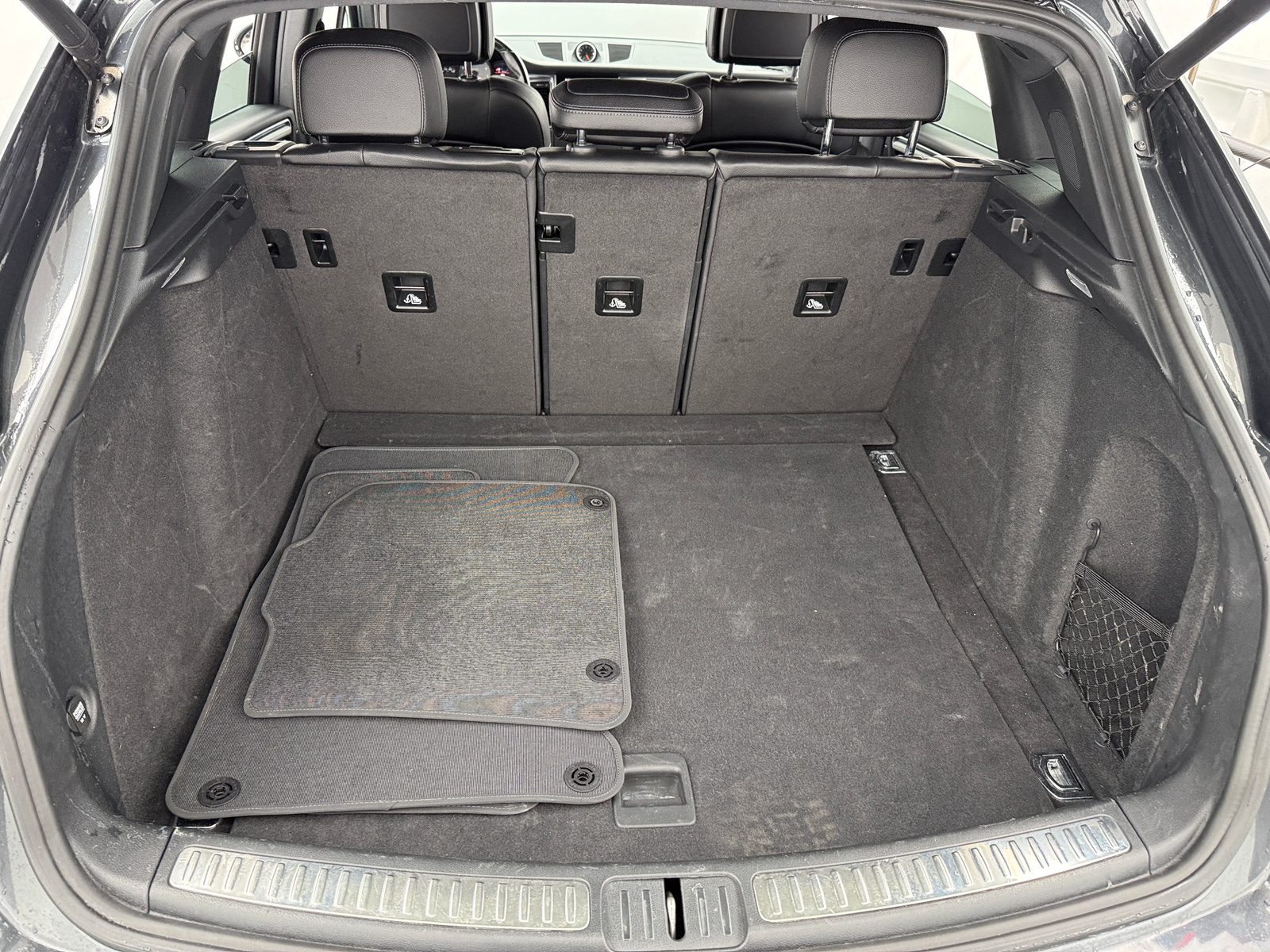 Thumbnail: 2018 Porsche Macan - 7