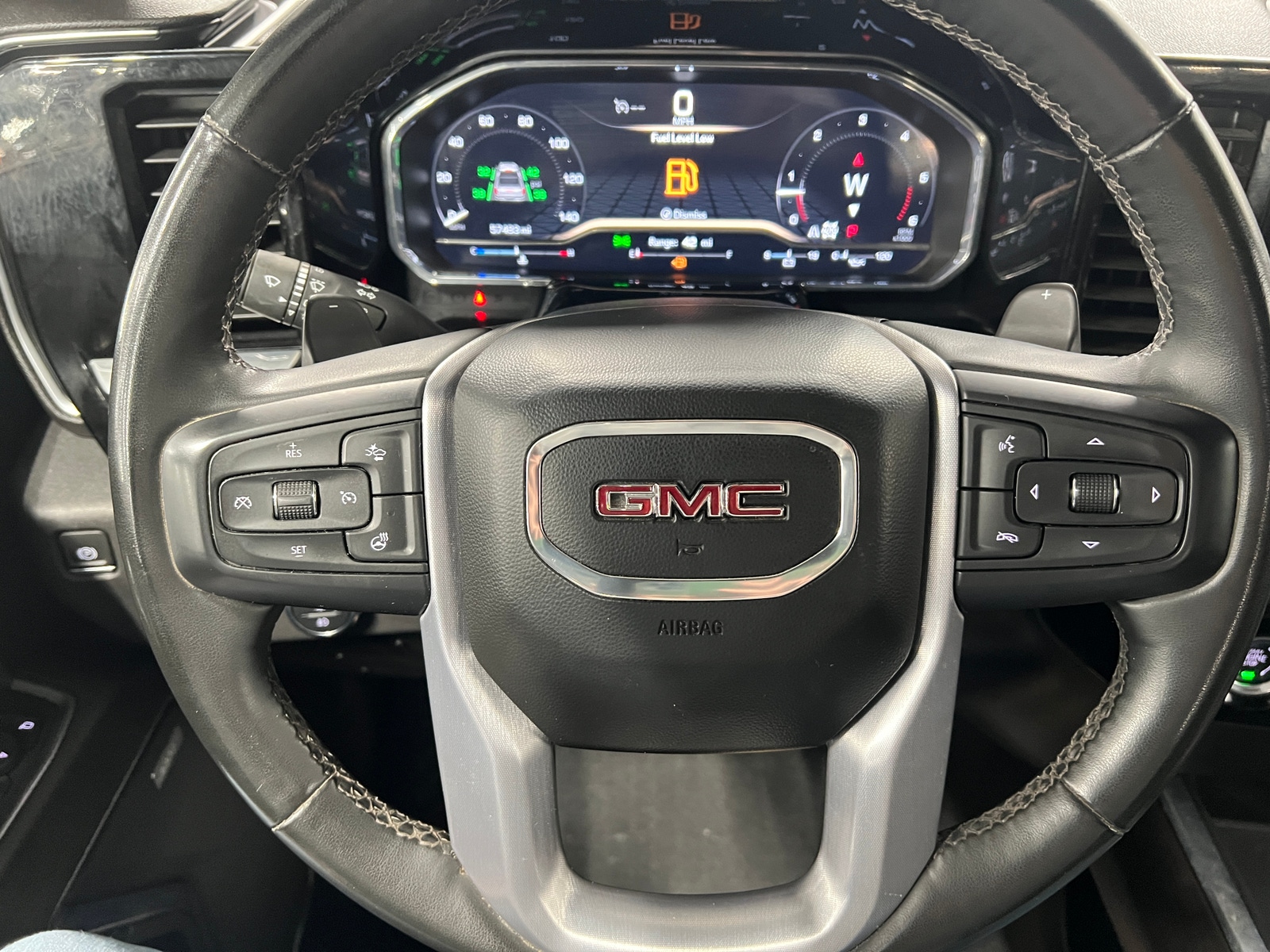 Thumbnail: 2023 GMC Sierra 1500 - 4