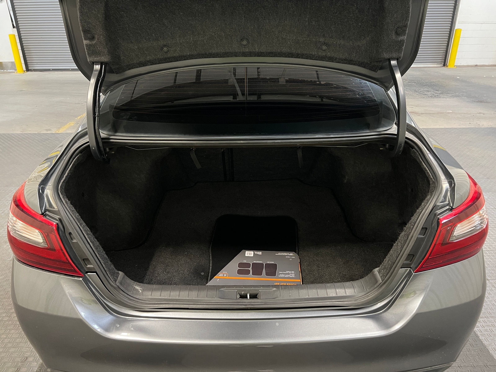 Thumbnail: 2018 Nissan Altima - 6