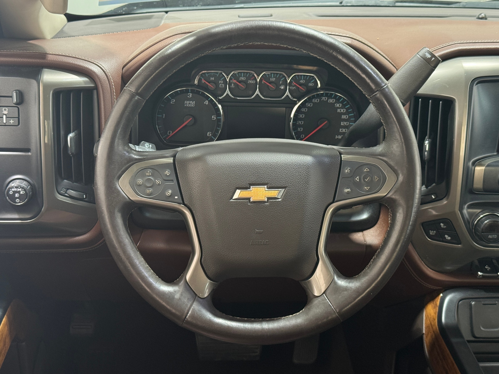 Thumbnail: 2015 Chevrolet Silverado 1500 - 4