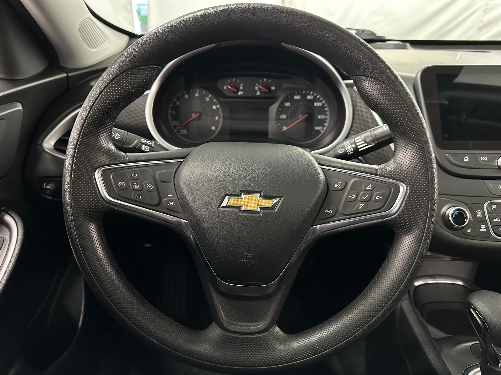 Thumbnail: 2024 Chevrolet Malibu - 5